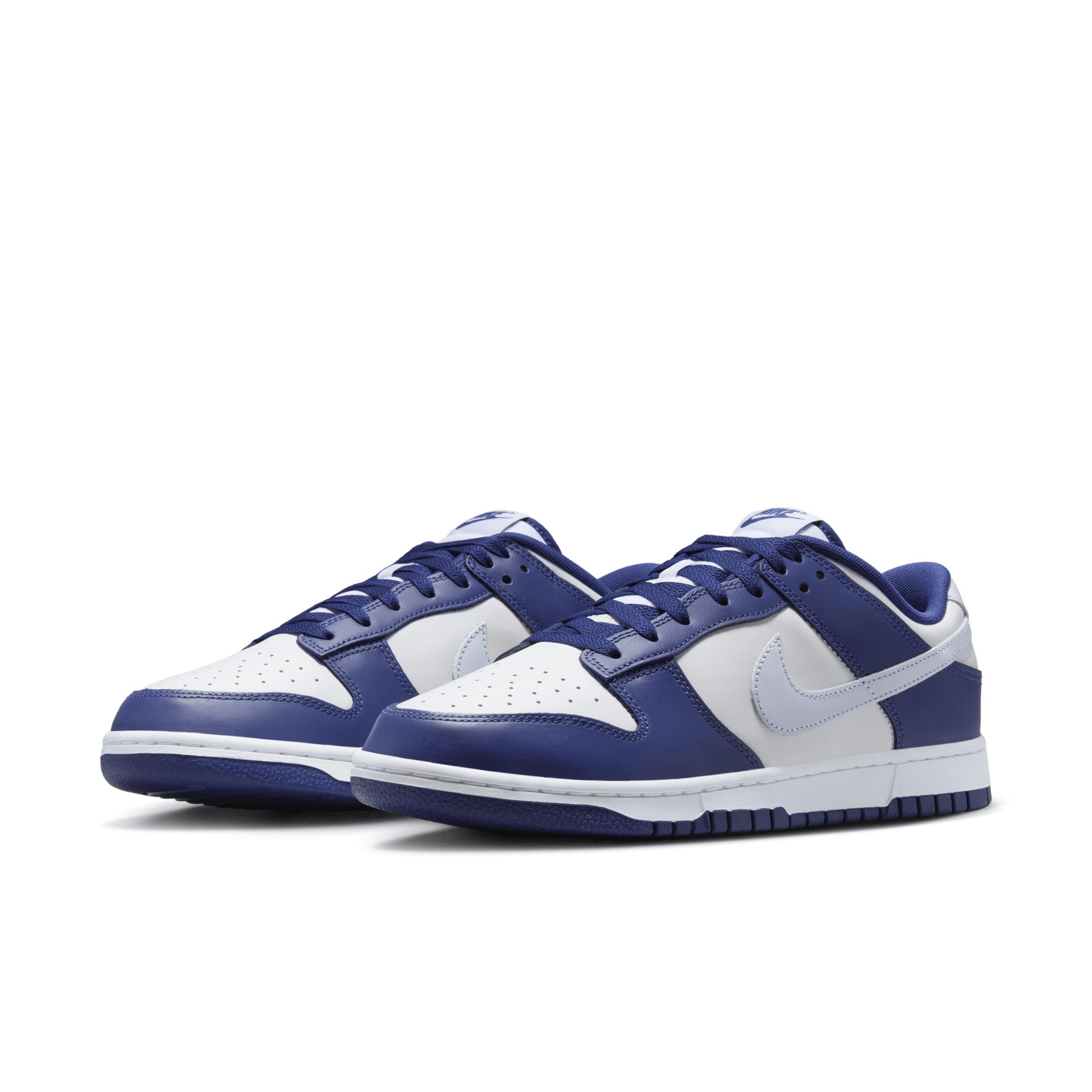 Nike Mens Nike Dunk Low Retro - Mens Basketball Shoes Product Image