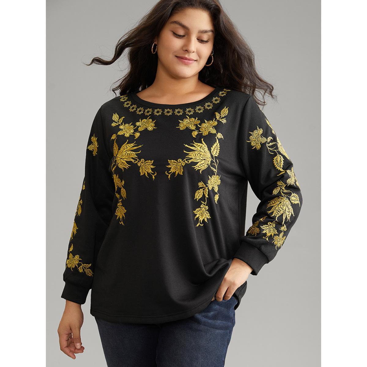 Plus Size Floral Embroidered Two Tone Sweatshirt Women Black Elegant Contrast Round Neck Dailywear Sweatshirts BloomChic 10/M Product Image