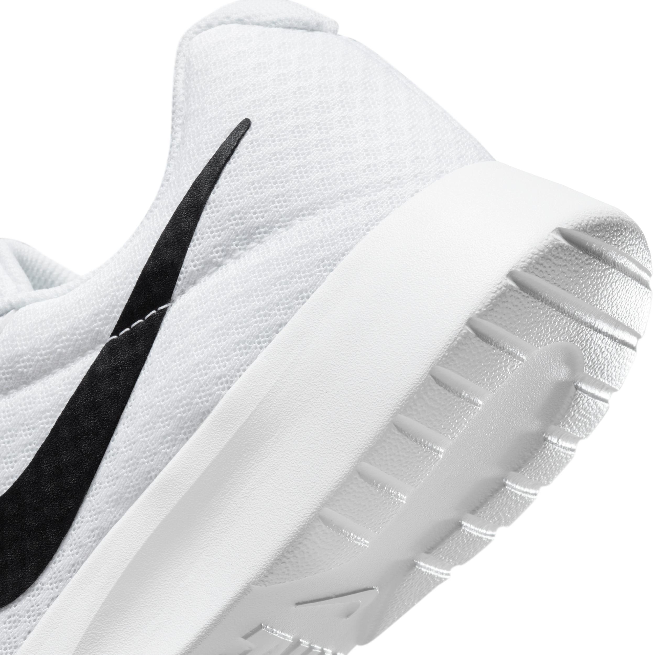 Nike Tanjun Men's Shoes Product Image
