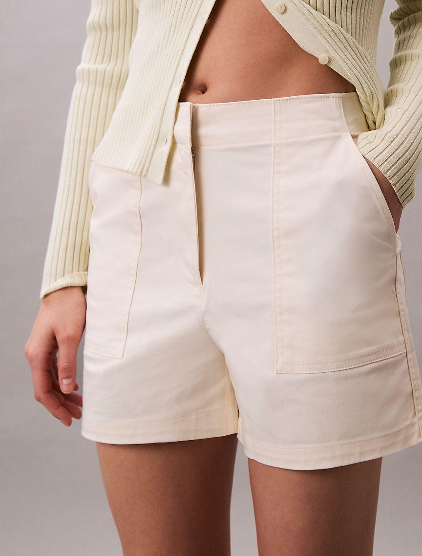 Cotton Sateen Short Product Image