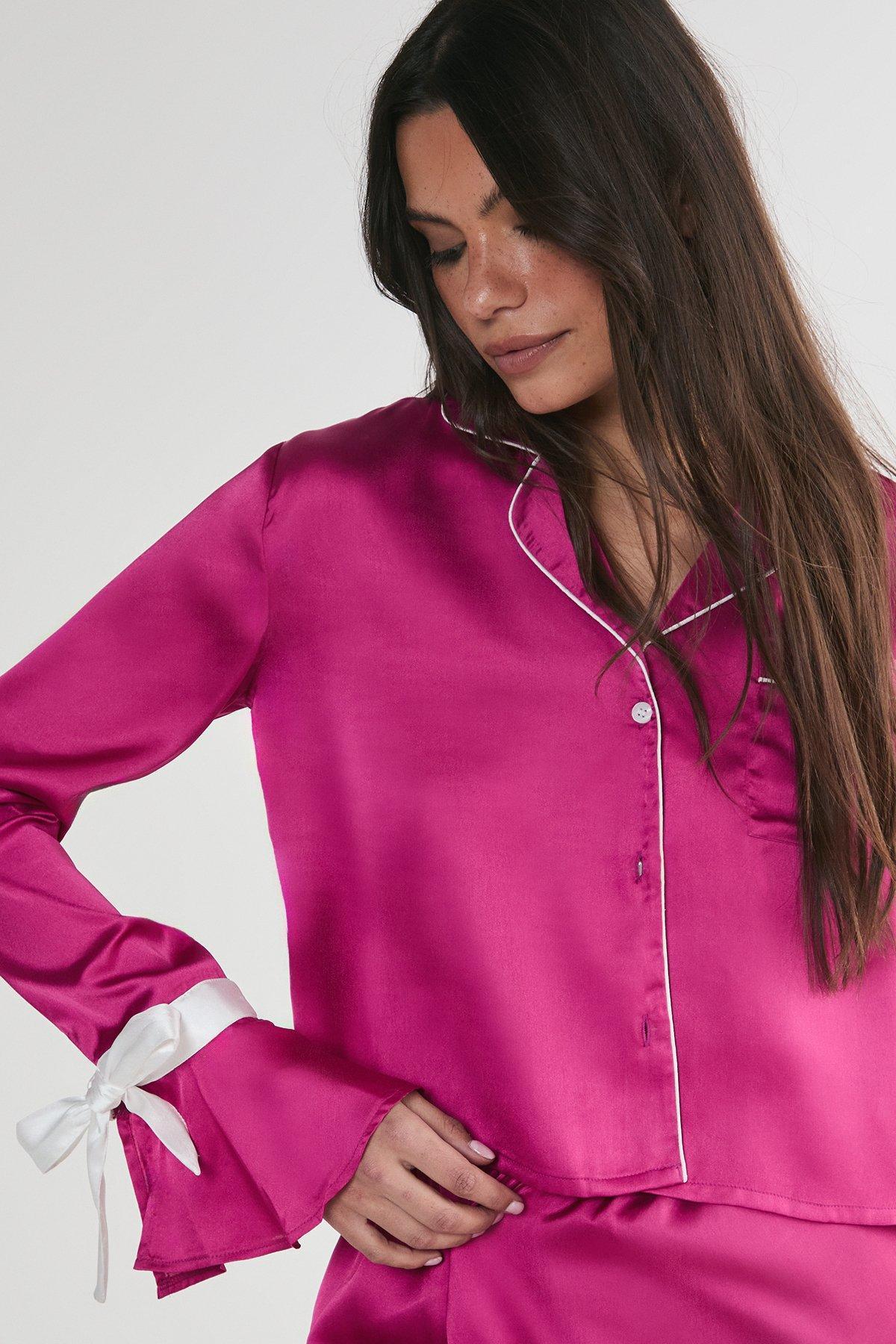Satin Contrast Piping Tie Sleeve Ruffle Pajama Shorts Set Product Image