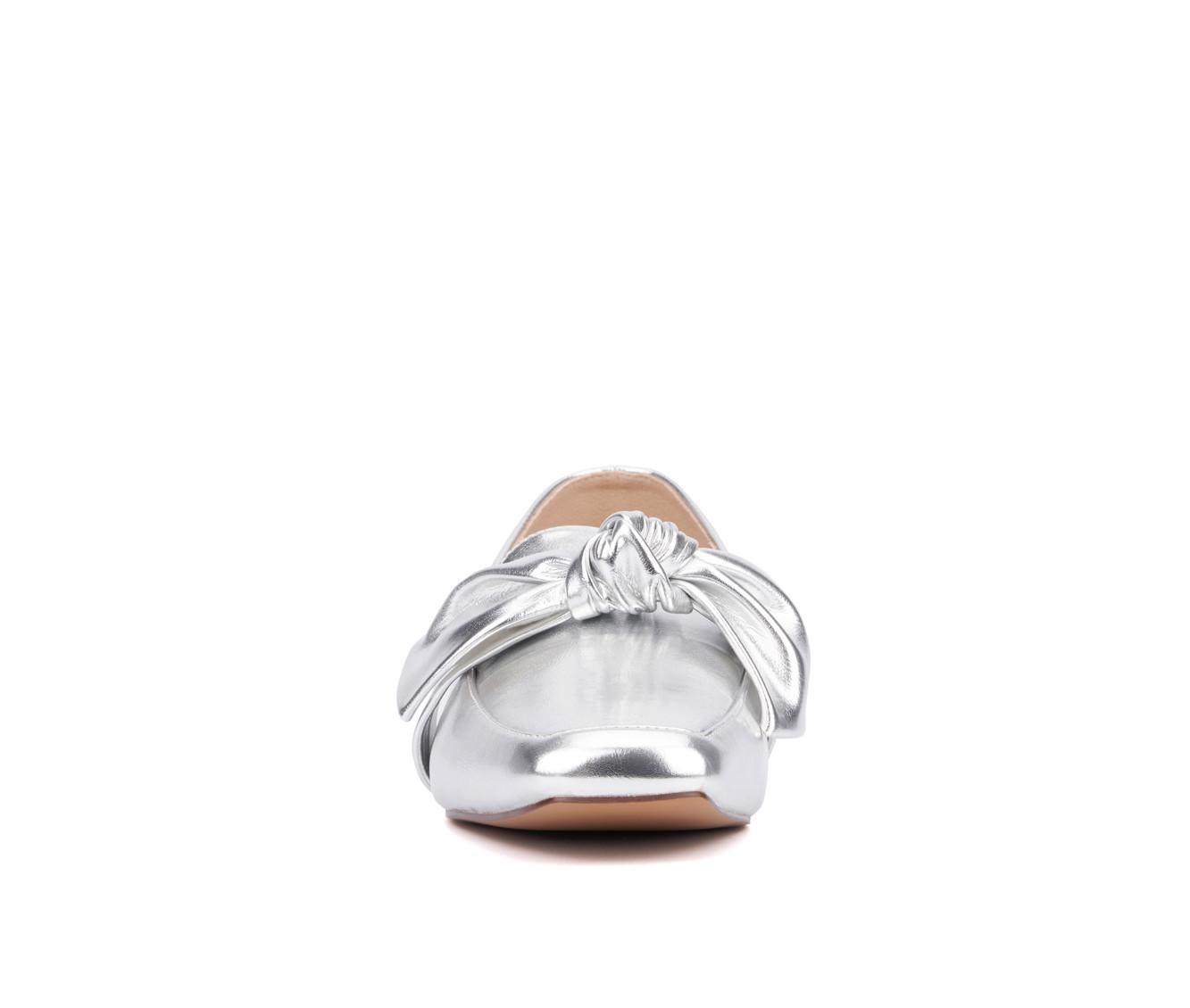 Women's New York and Company Domenica Loafers Product Image