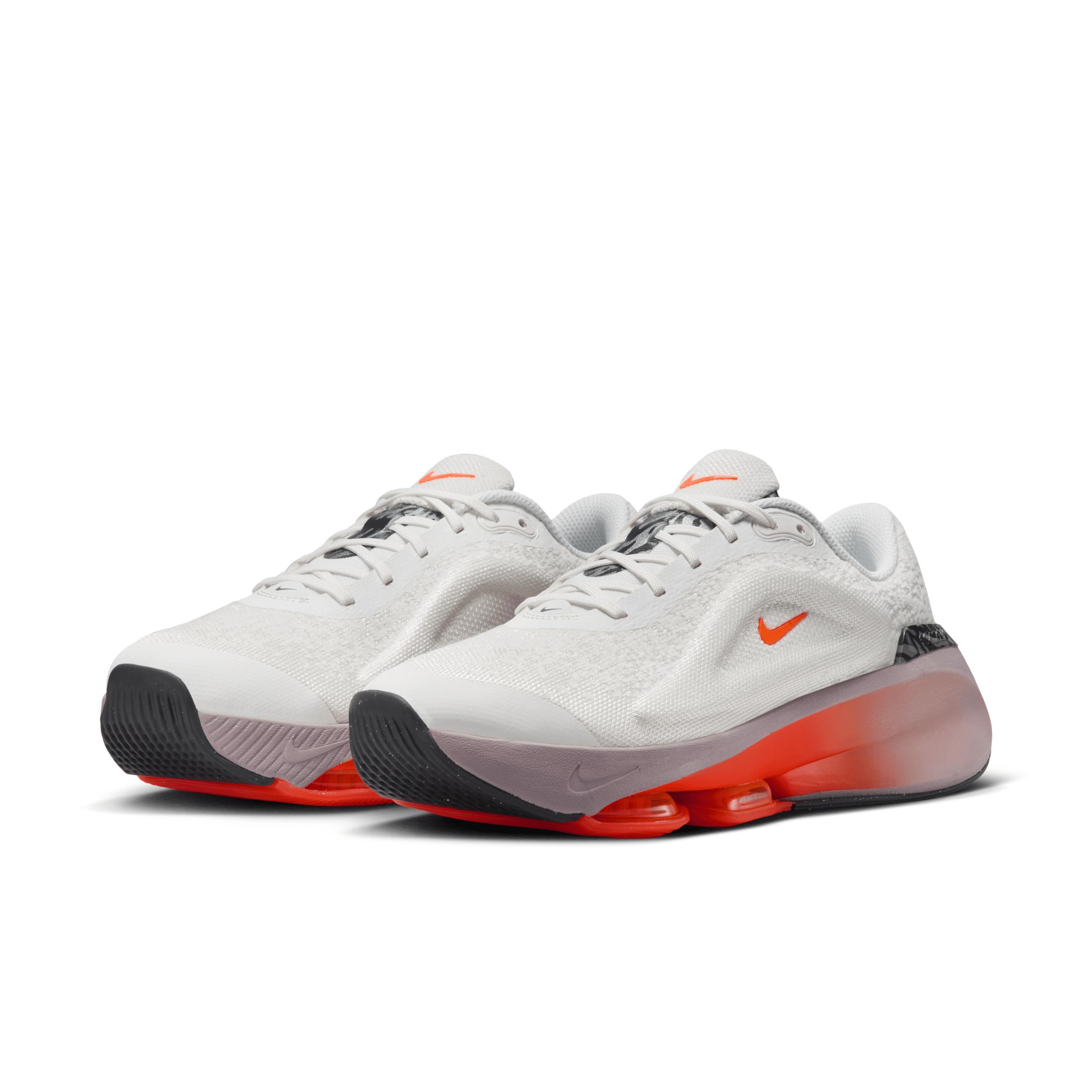 Nike Versair Premium Women's Workout Shoes Product Image