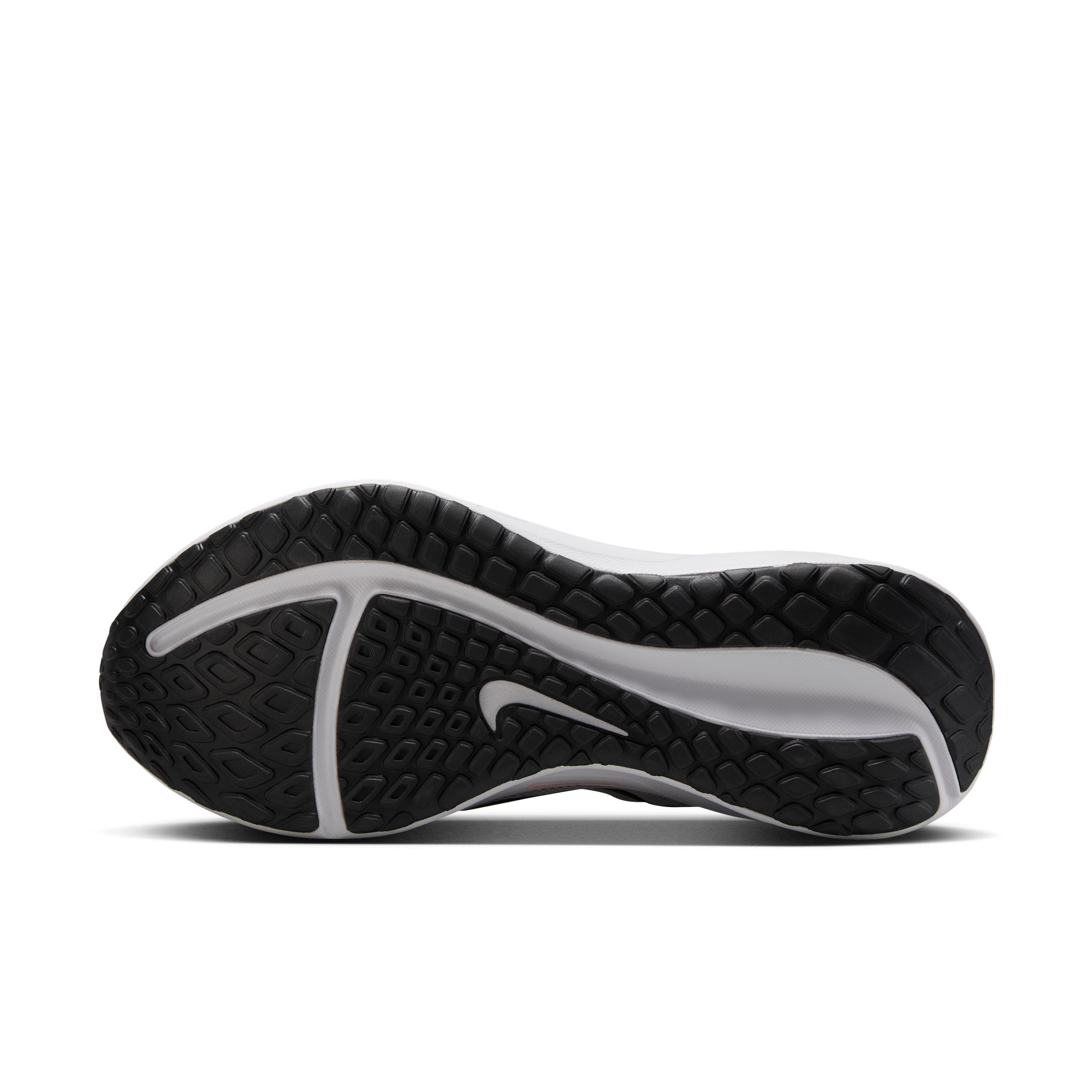 Nike Men's Downshifter 13 Road Running Shoes (Extra Wide) Product Image