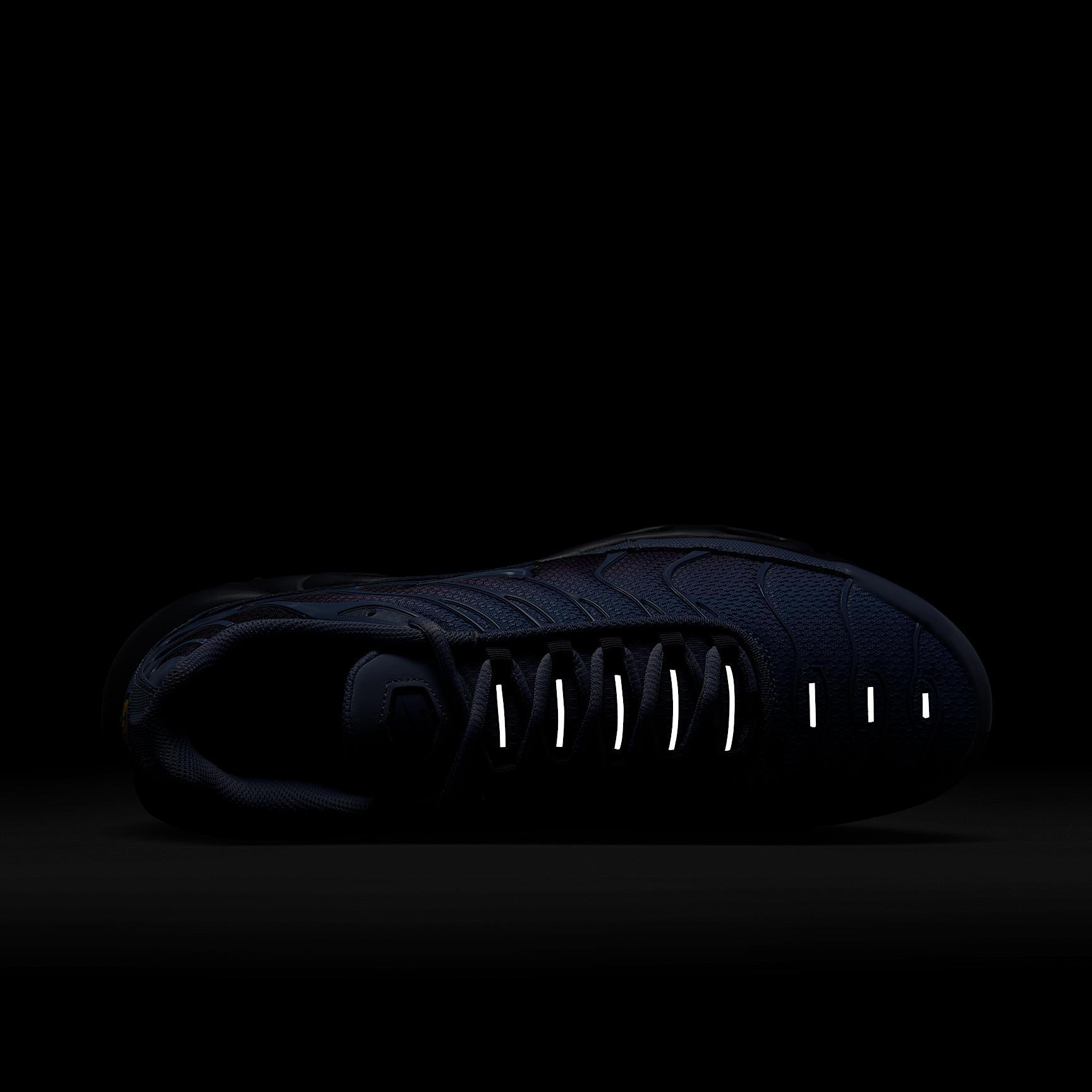Nike Men's Air Max Plus Shoes Product Image