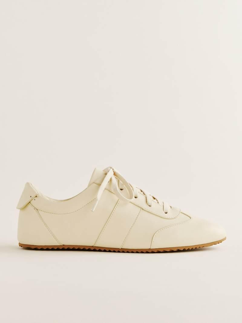 Terra Sneaker Product Image