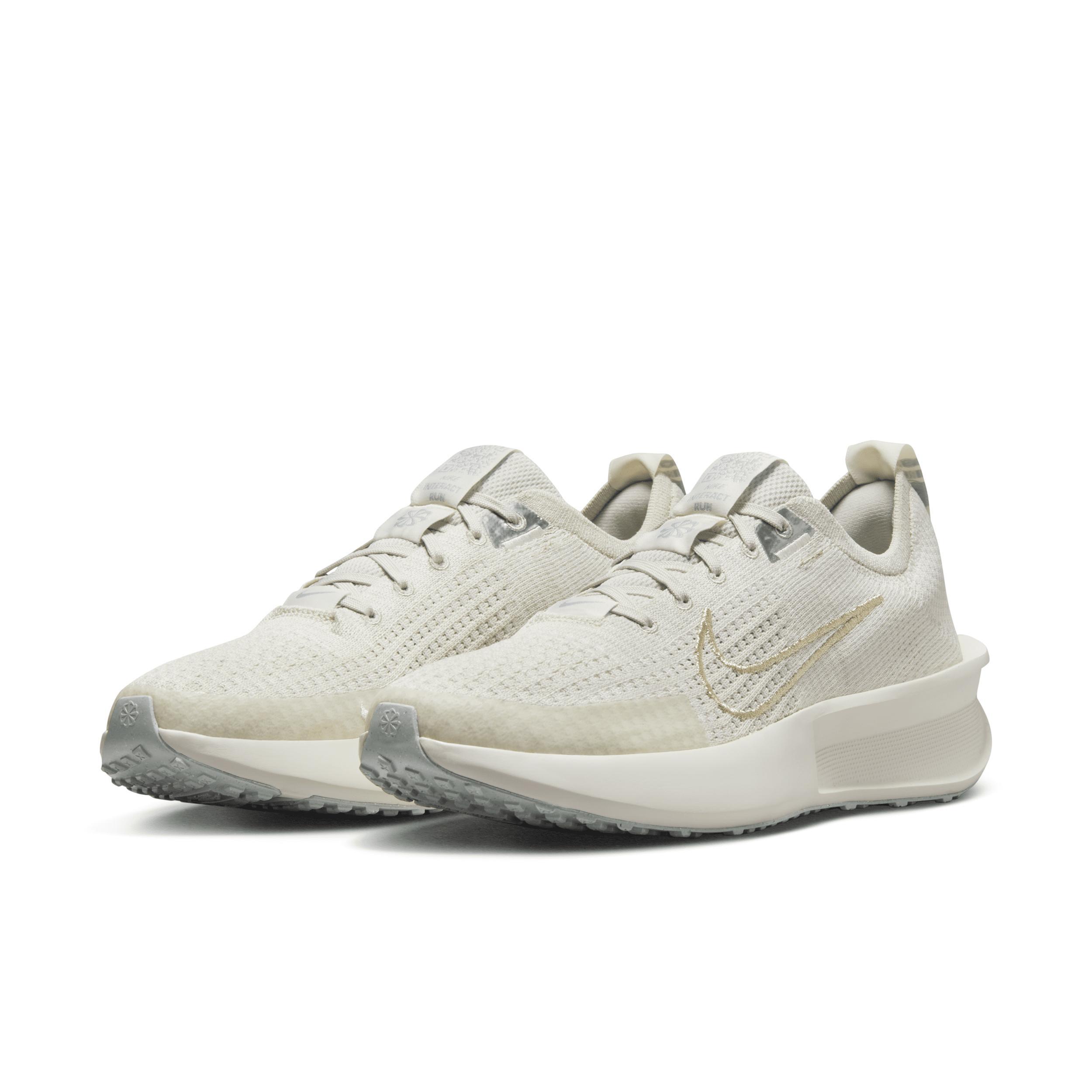 Nike Women's Interact Run Road Running Shoes Product Image