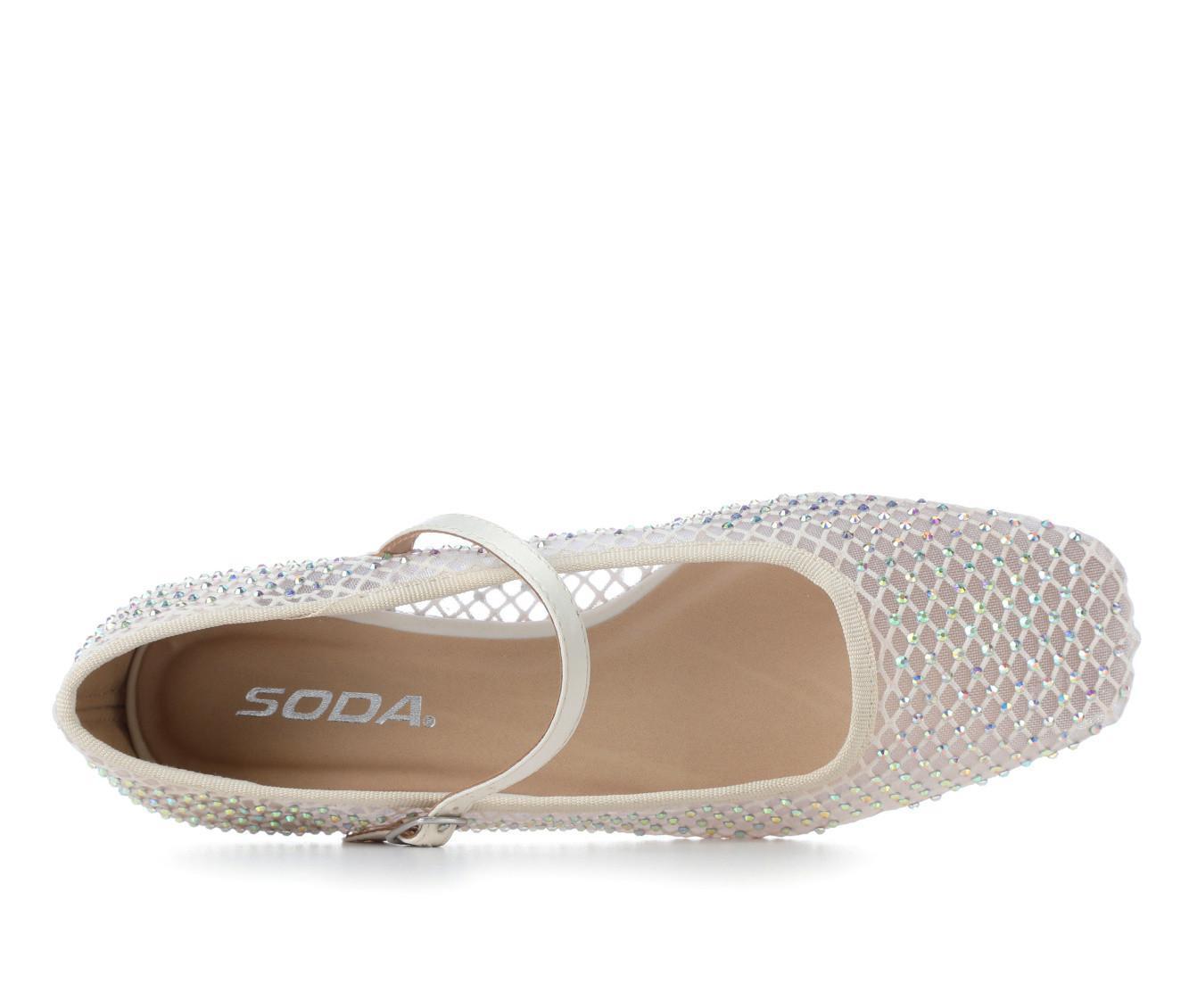 Women's Soda Geneva-S Flats Product Image
