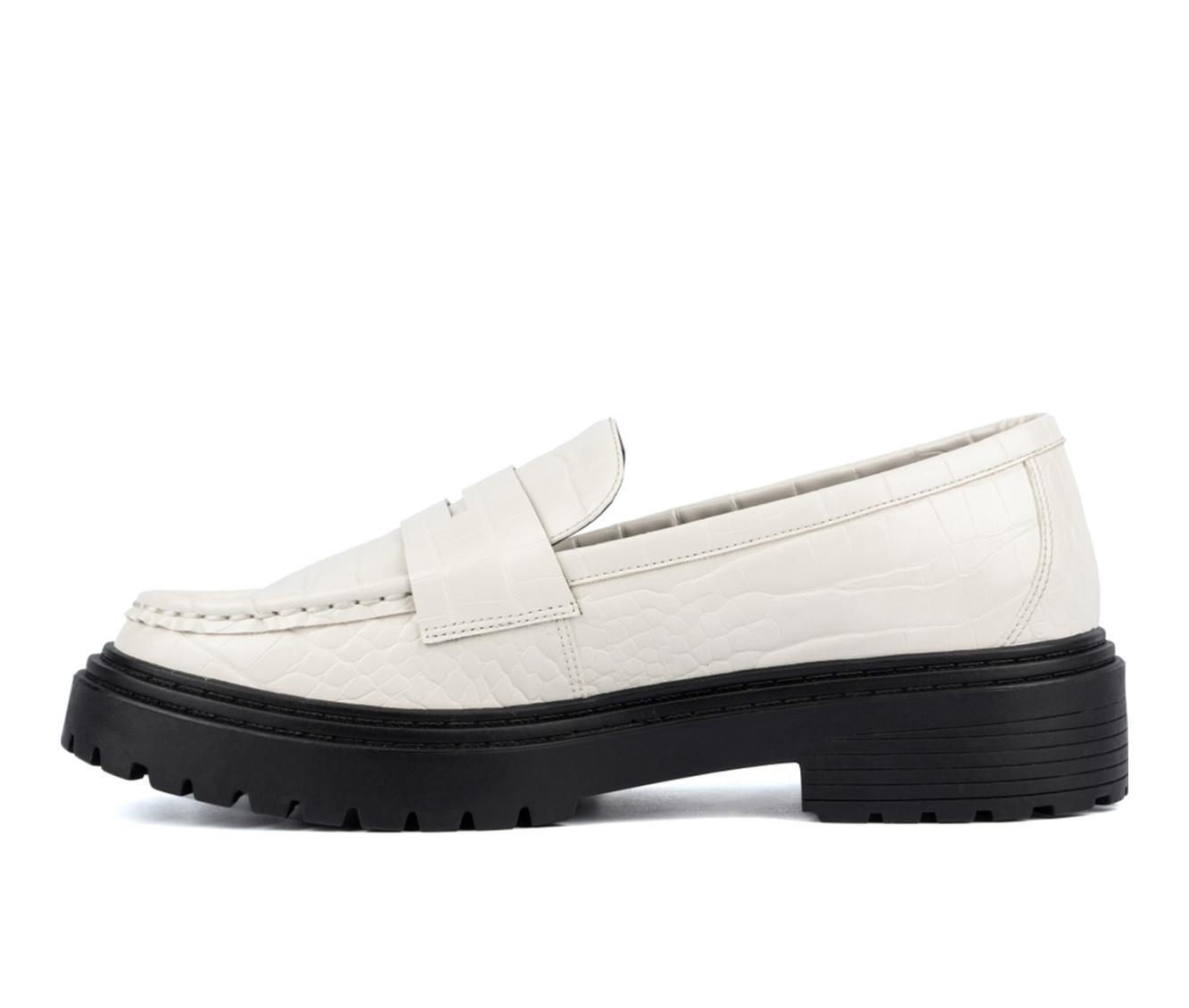 Women's Fashion to Figure Ilissa Loafer Shoes Product Image