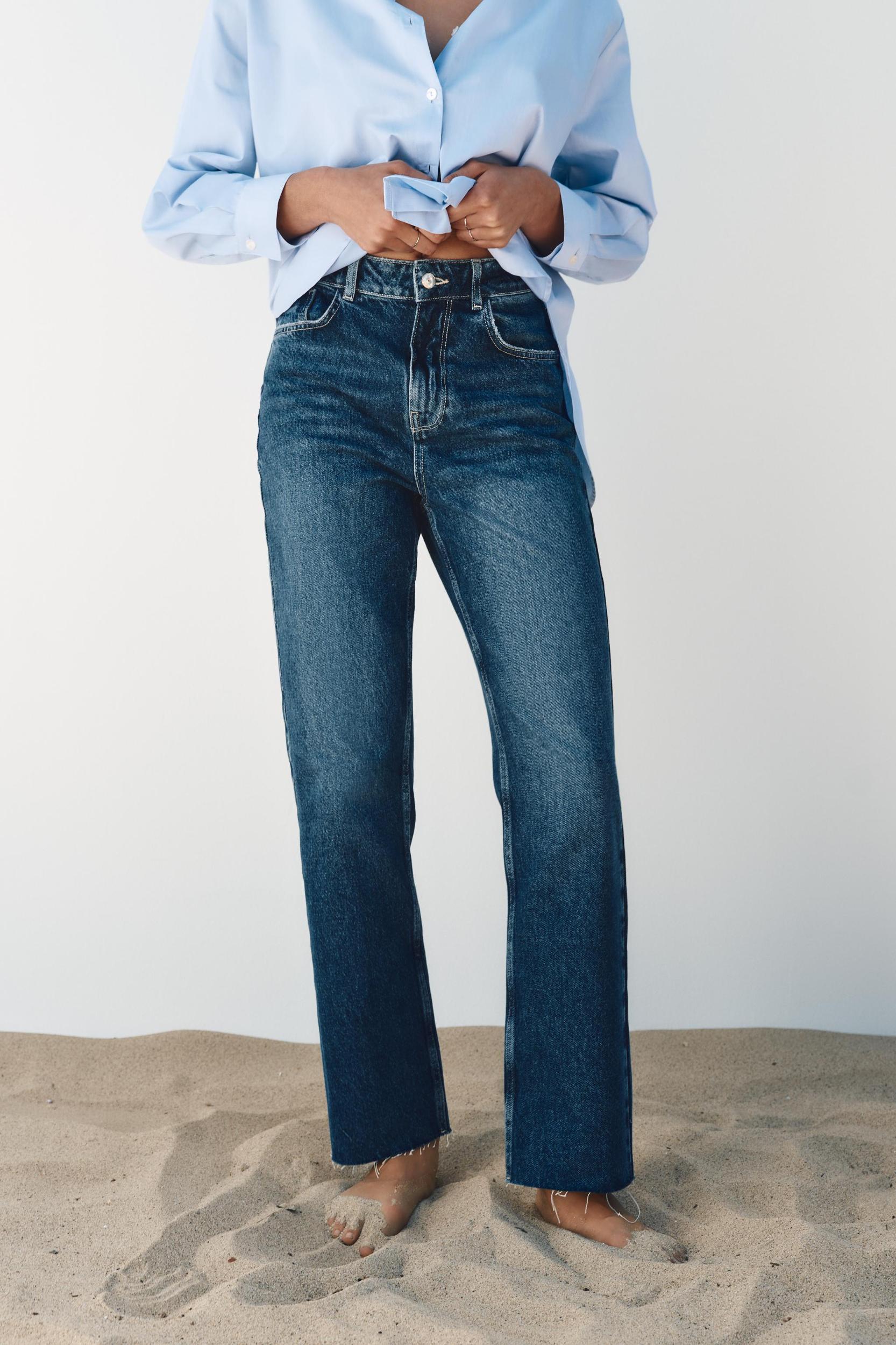 Z1975 DENIM STRAIGHT CUT JEANS WITH A HIGH WAIST Product Image