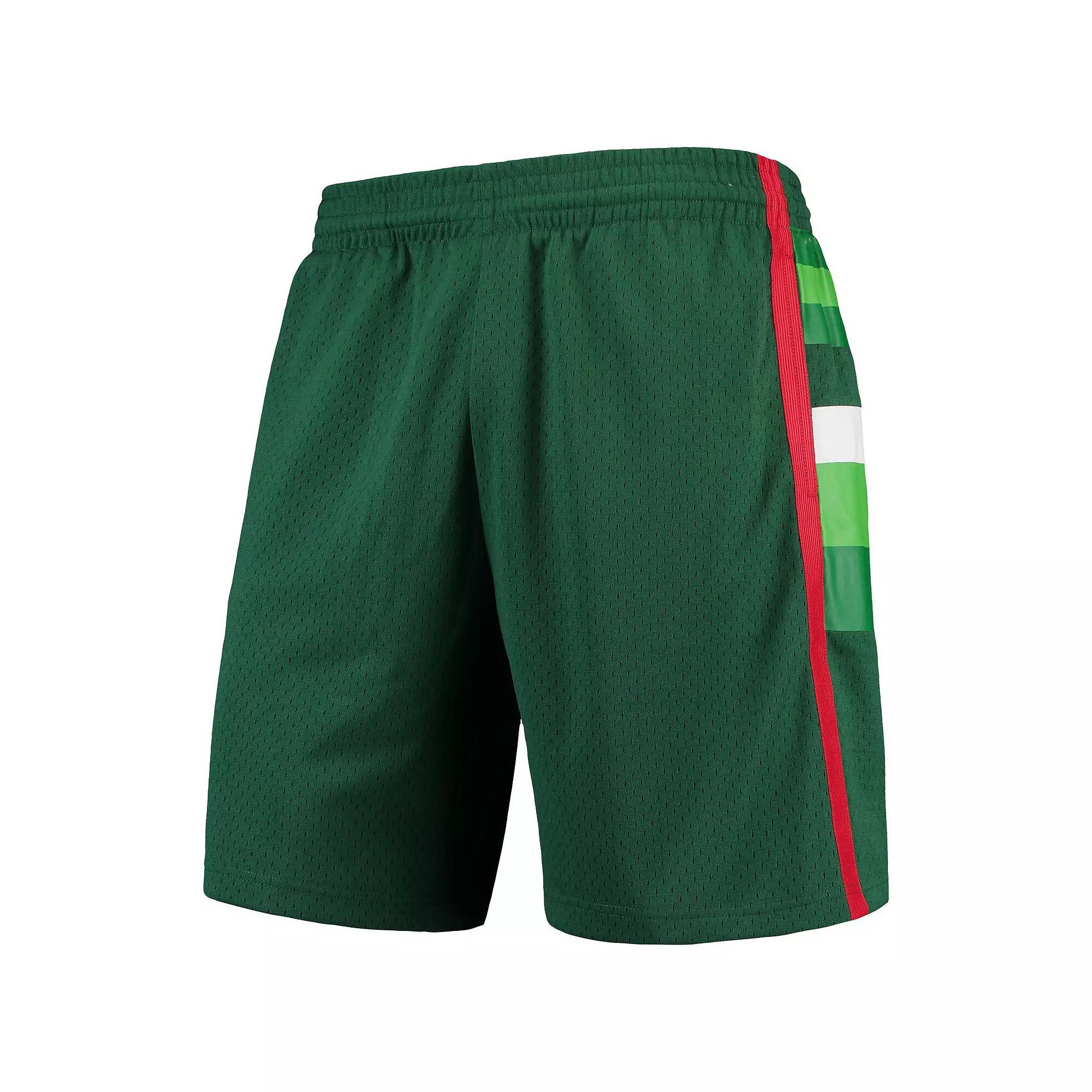 Men's Mitchell & Ness Green Milwaukee Bucks Hardwood Classics Team Swingman Shorts, Size: Small Product Image