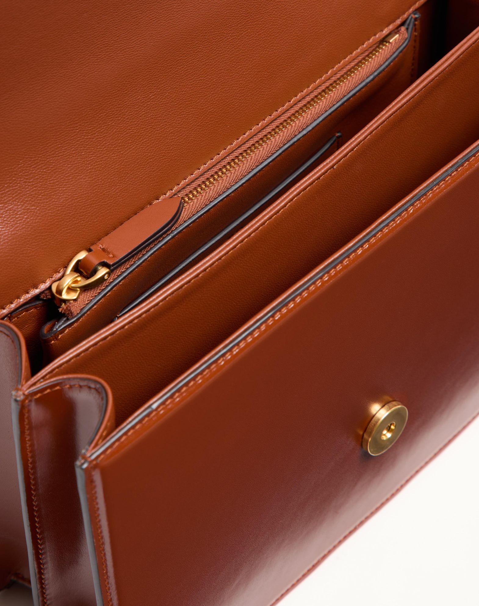 Valentino Garavani Vain Shoulder Bag In Shiny Calfskin Product Image
