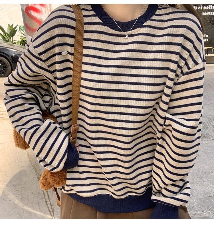 Round Neck Striped Contrast Trim Pullover Product Image