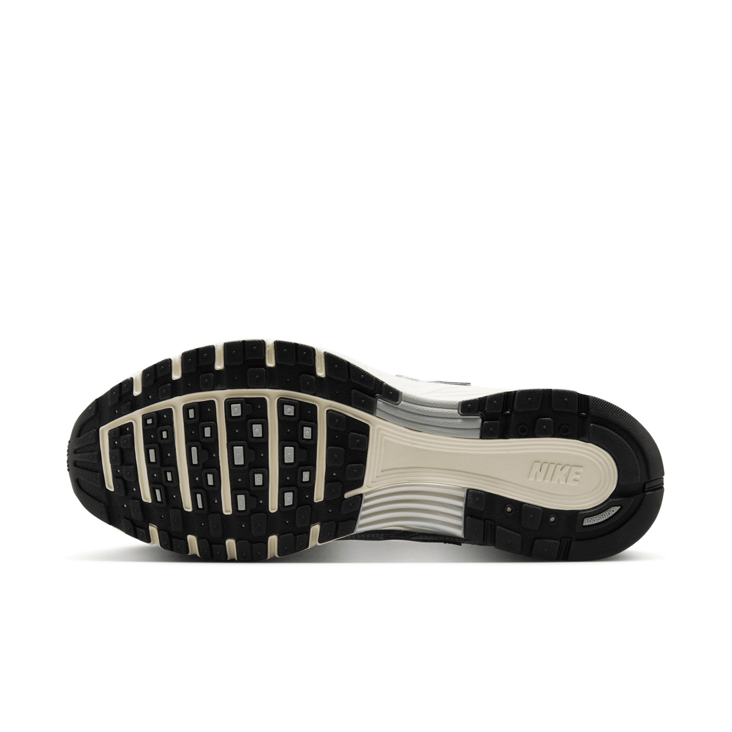 Nike Men's P-6000 SE Shoes Product Image