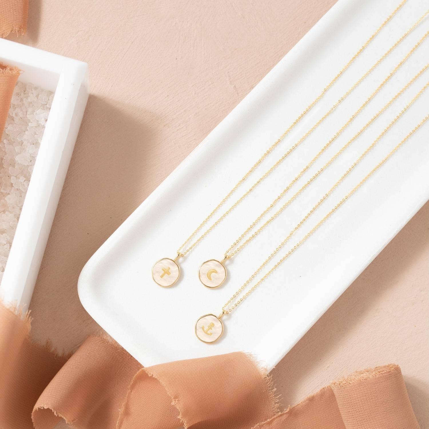 Shell With Heart Pendant Necklace Product Image