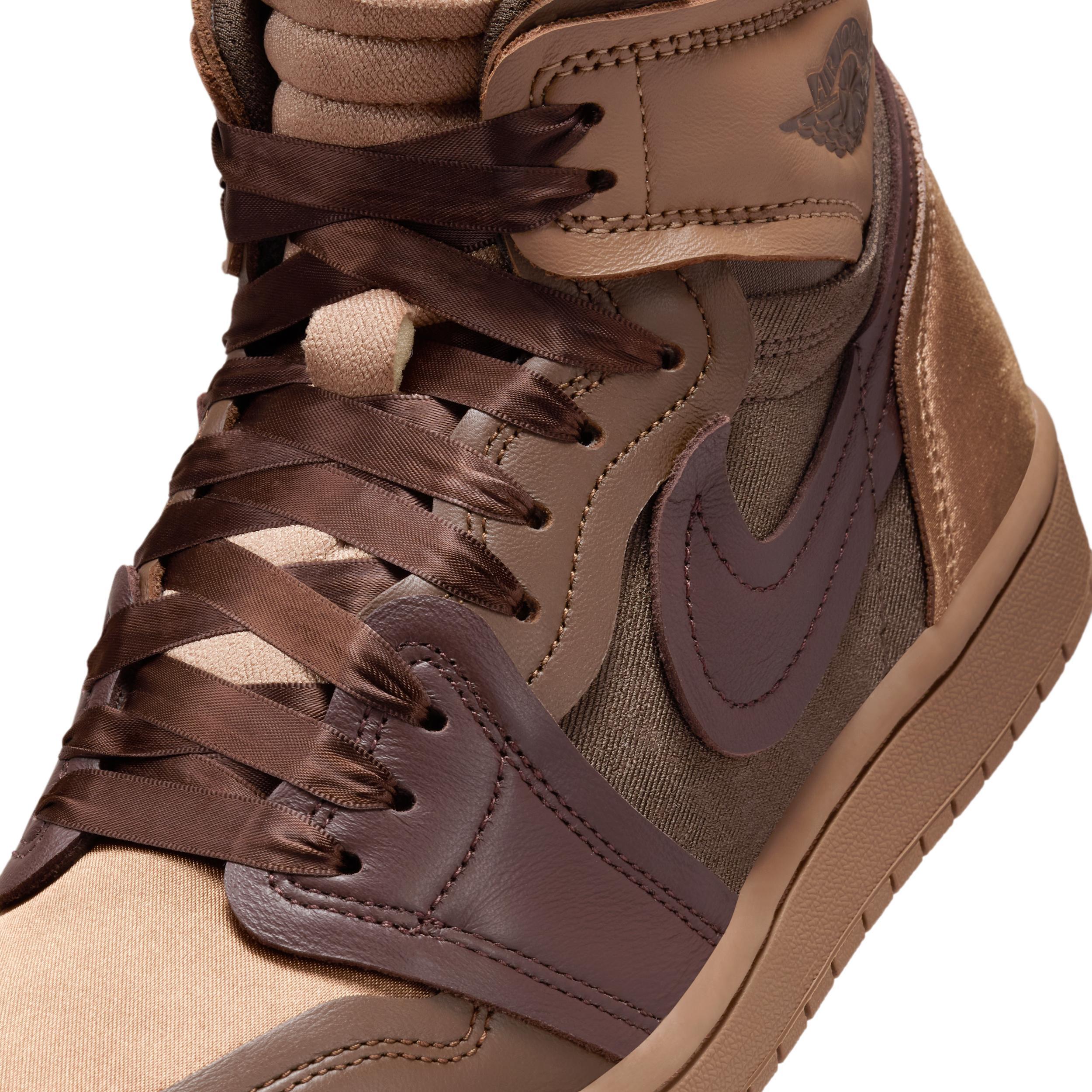 Women's Air Jordan 1 High Method of Make Shoes Product Image