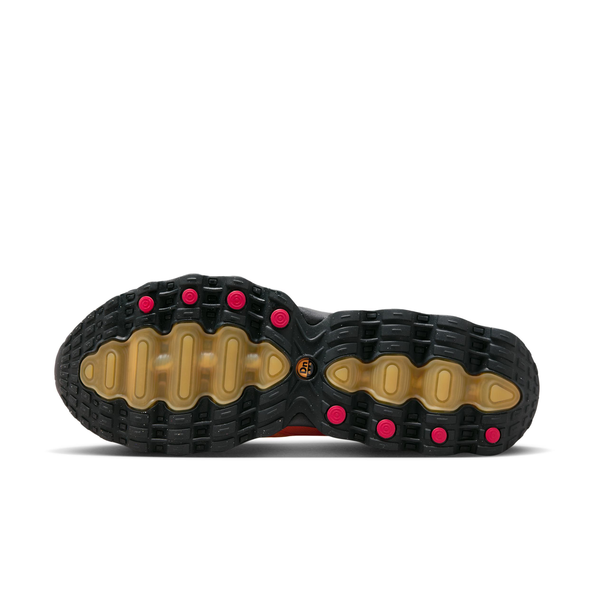 Nike Men's Air Max Dn8 Shoes Product Image