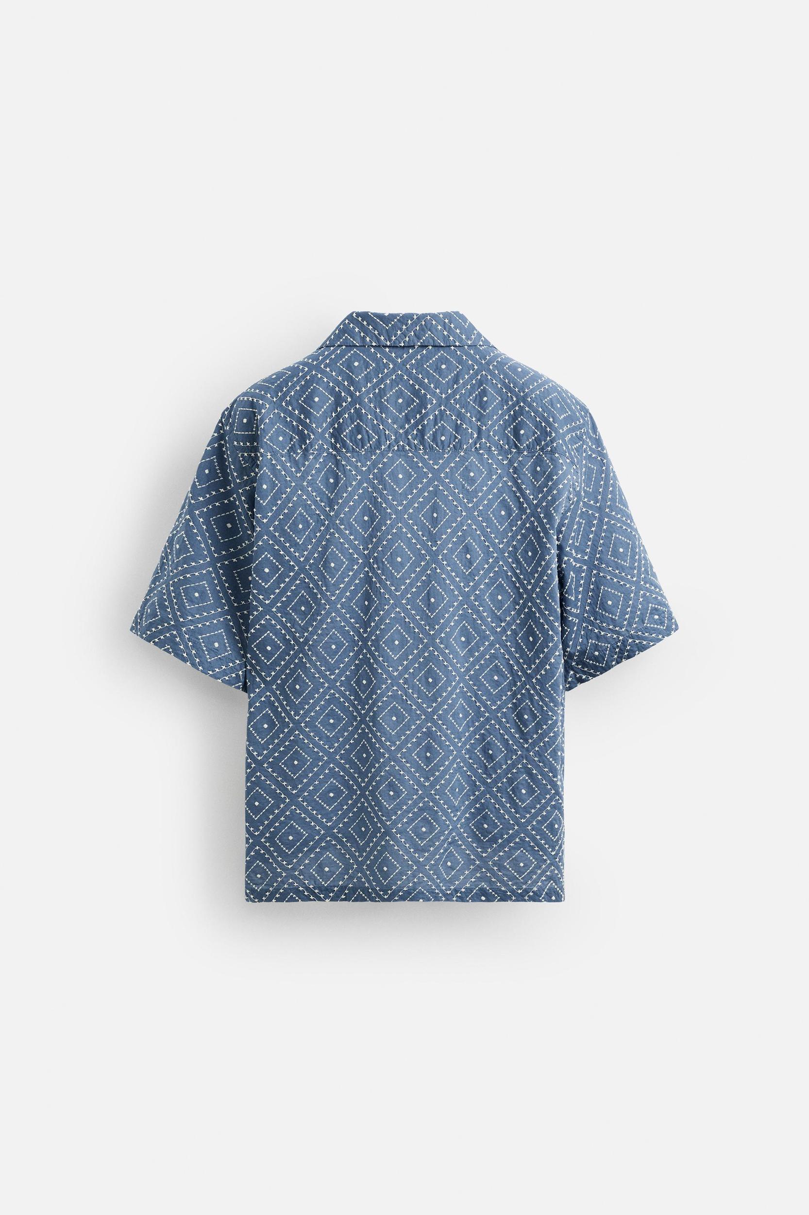 CONTRAST EMBROIDERY SHIRT Product Image