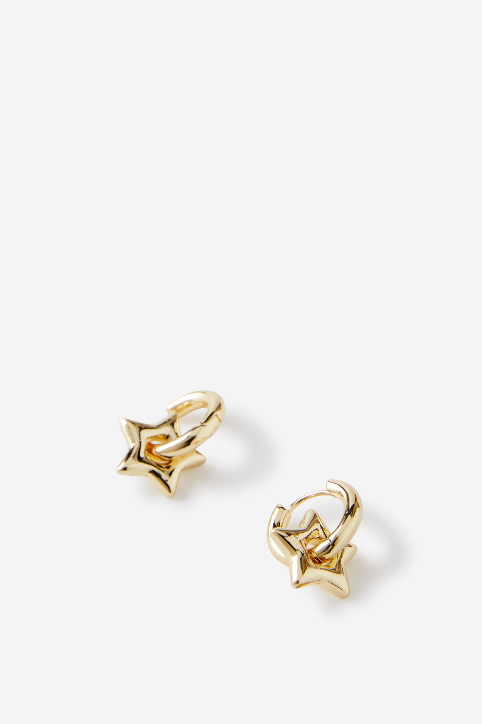 Huggie Hoop Earring Product Image