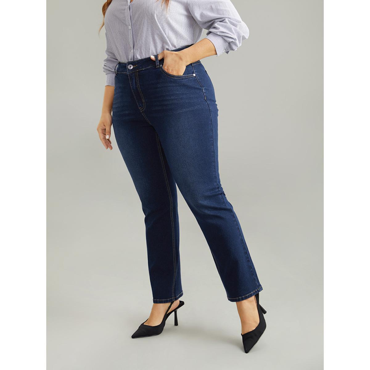 Plus Size Straight Leg Dark Wash Zipper Fly Jeans Women DarkBlue Casual Plain Pocket High stretch Pocket Jeans BloomChic 12/L Product Image