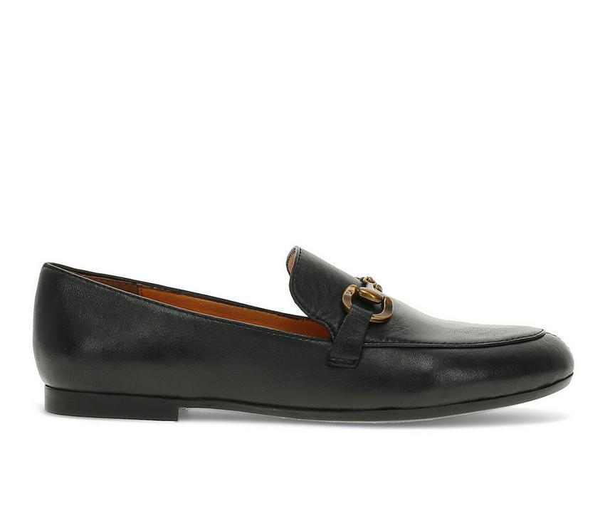 Women's Baretraps Wyatt Loafers Product Image