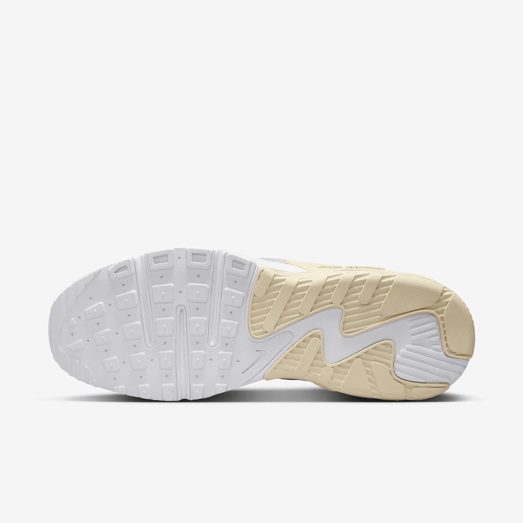 Nike Women's Air Max Excee Shoes Product Image