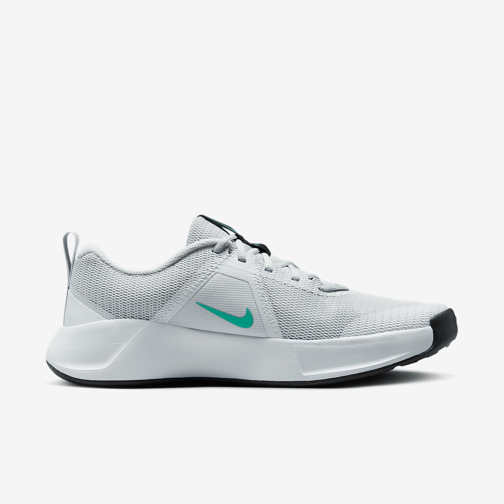 Nike MC Trainer 3 Men's Workout Shoes Product Image