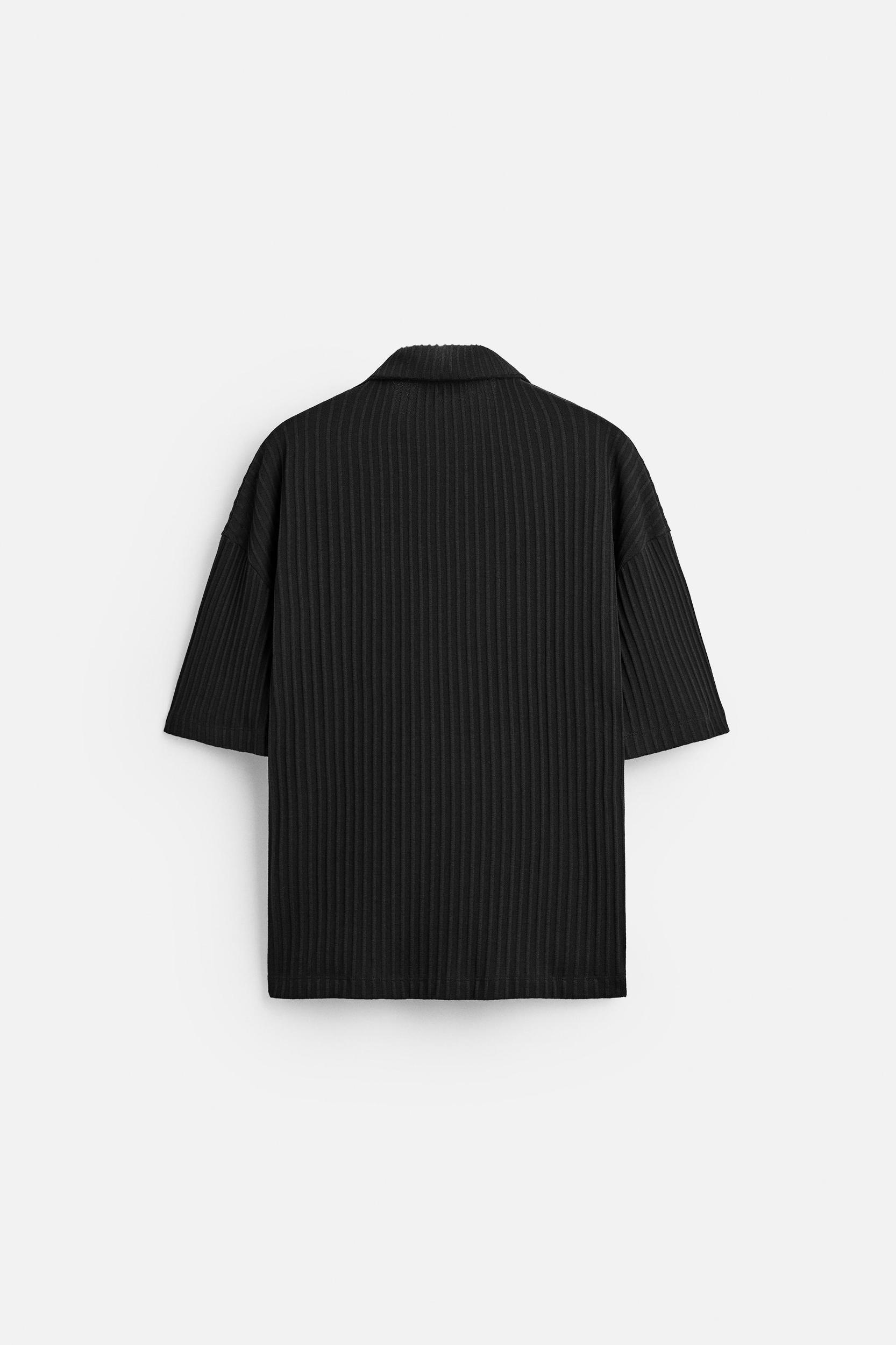 PLEATED SHIRT Product Image