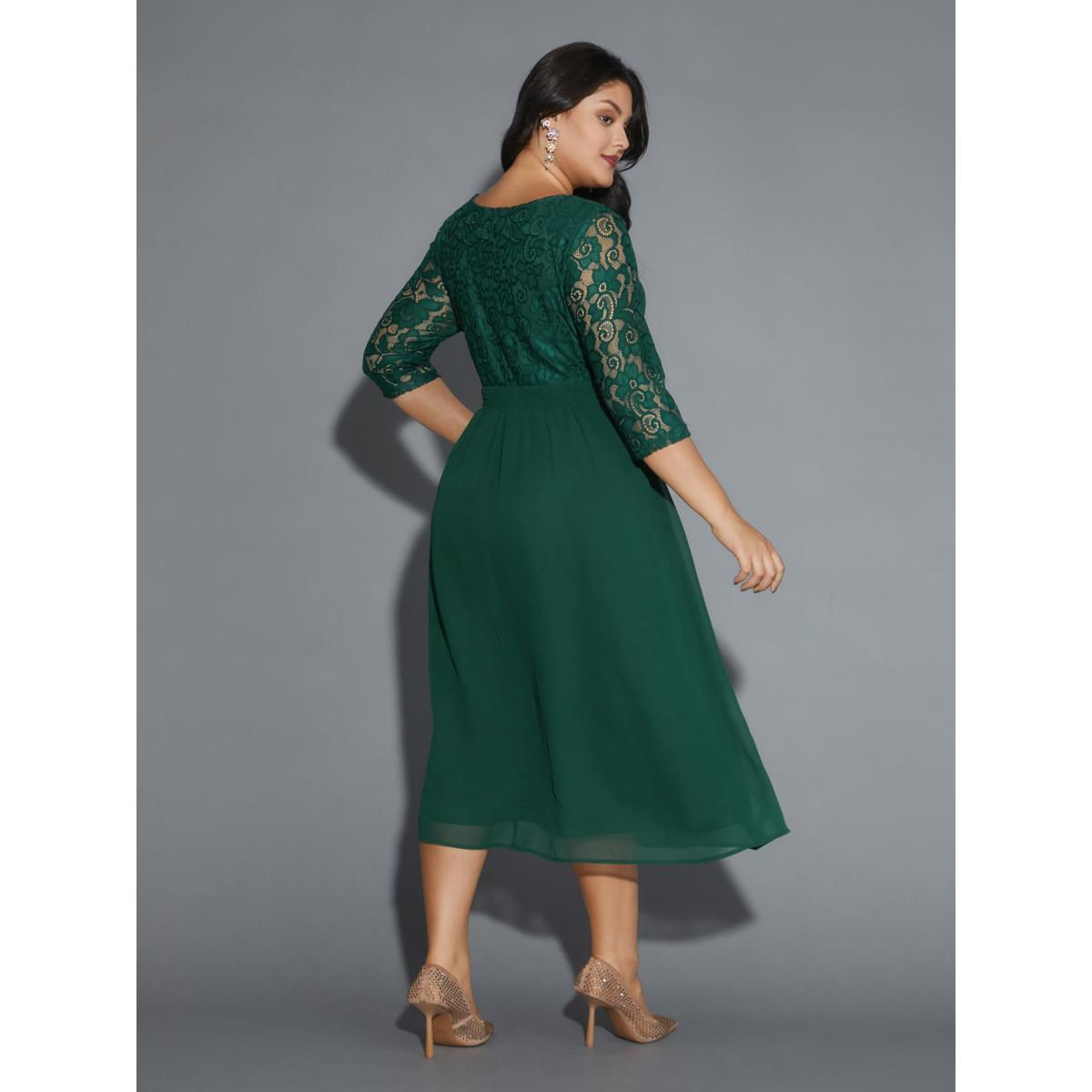 Plus Size Lace Patchwork Shirred Midi Pocket Dress DarkGreen Women Cocktail Woven ribbon&lace trim Round Neck Elbow-length sleeve Curvy BloomChic 14-16/1X Product Image