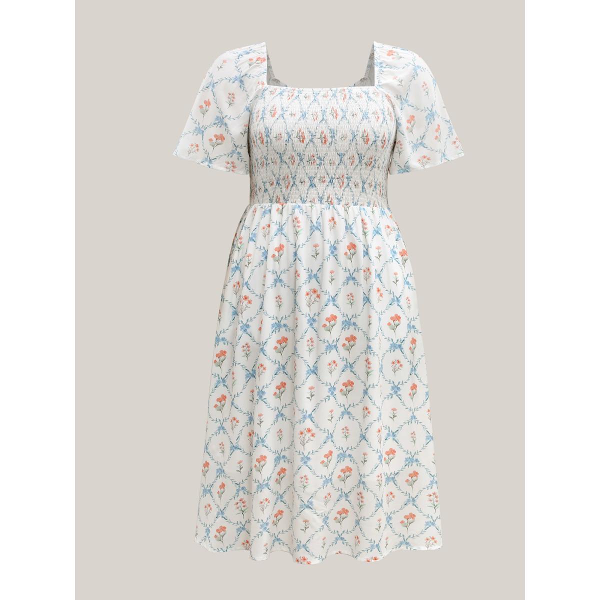 Plus Size Shirred Floral Print Pockets Midi Dress Originalwhite Women Square Neck Short sleeve Curvy BloomChic 18-20/2X Product Image