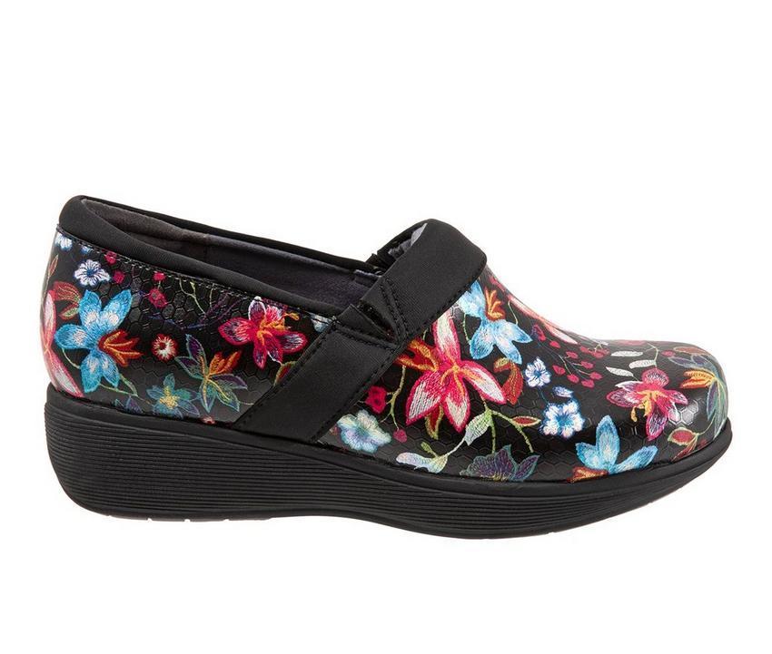 Women's Softwalk Meredith Sport Clogs Product Image