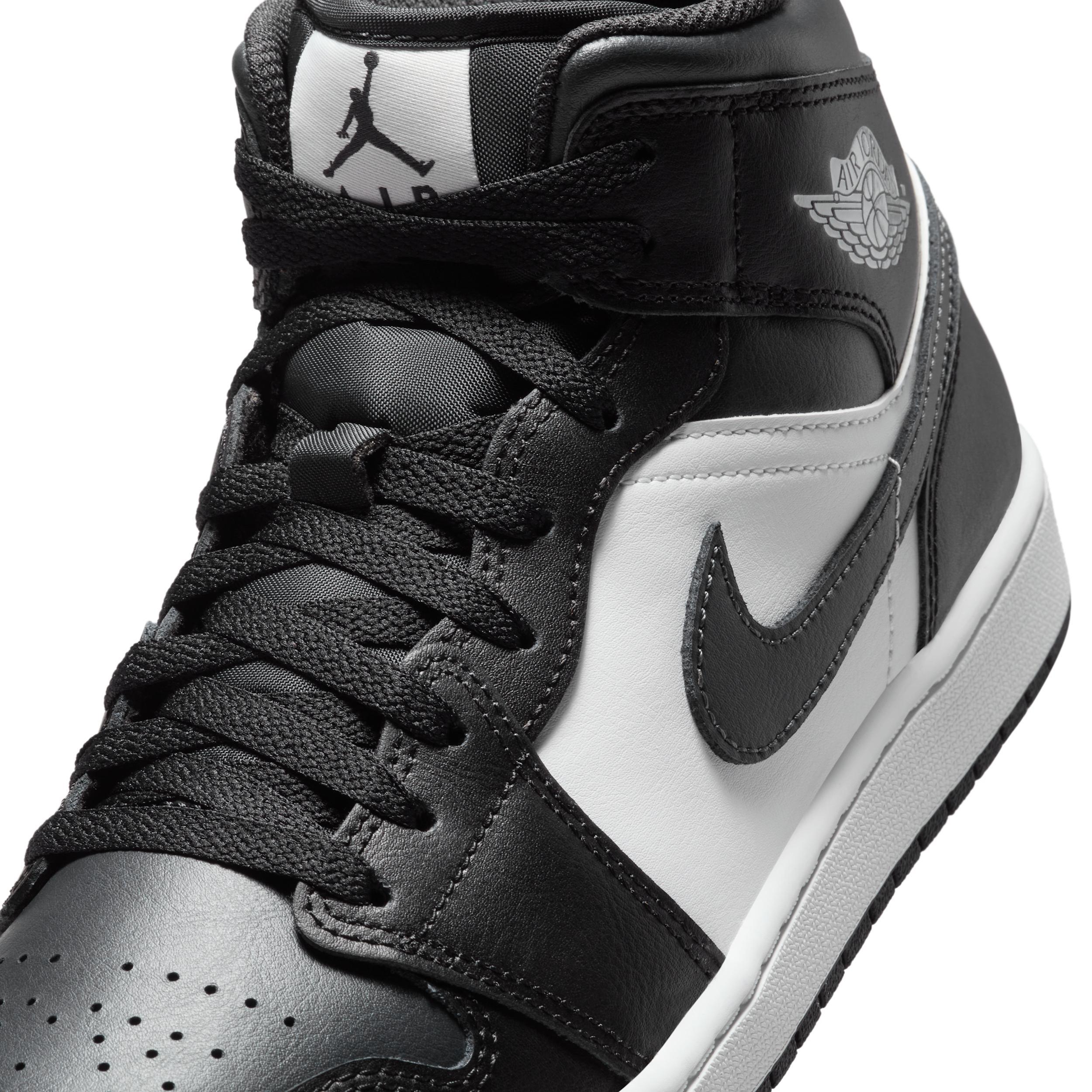 Mens Air Jordan 1 Mid Shoes Product Image