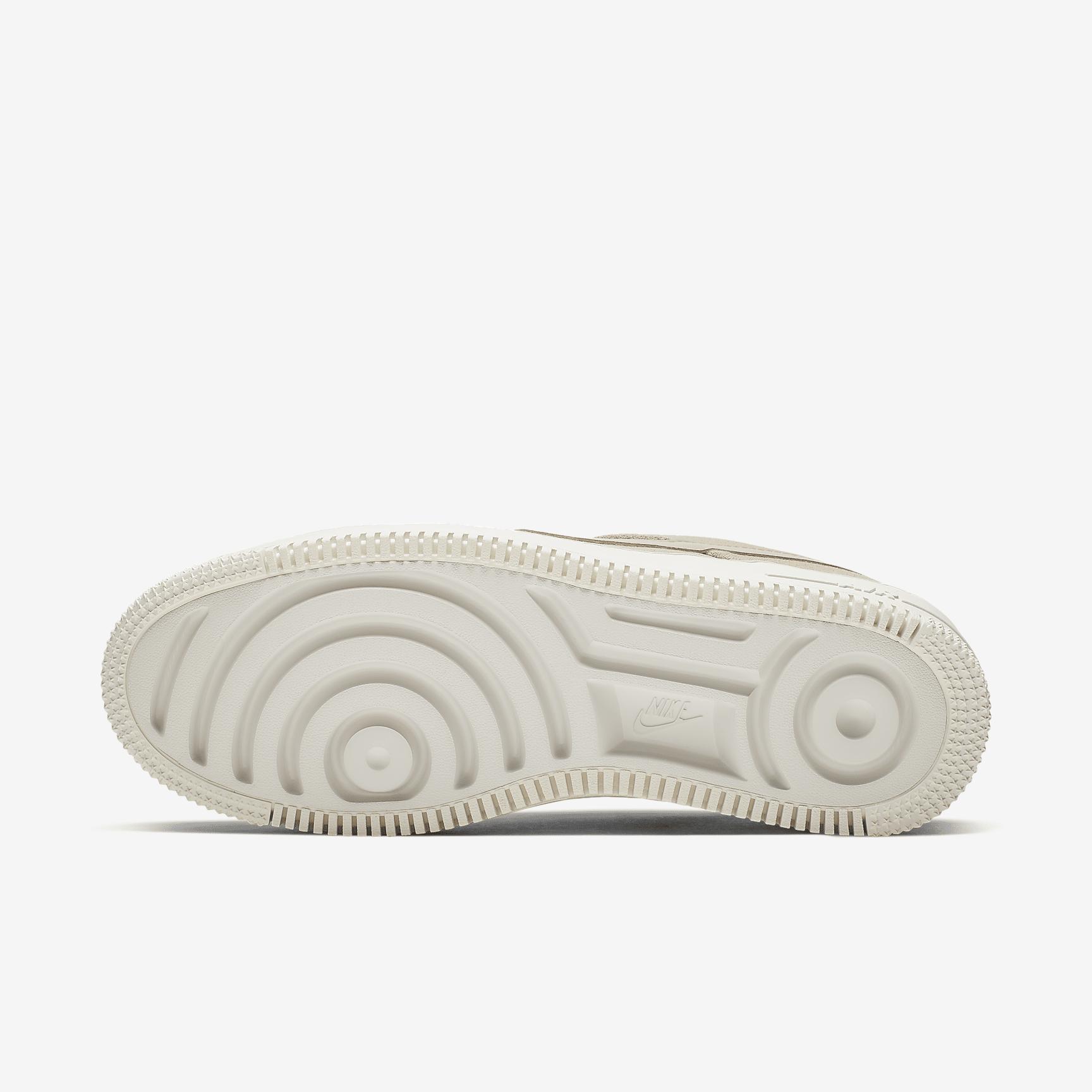 Nike Women's Air Force 1 Sage Low Shoes Product Image