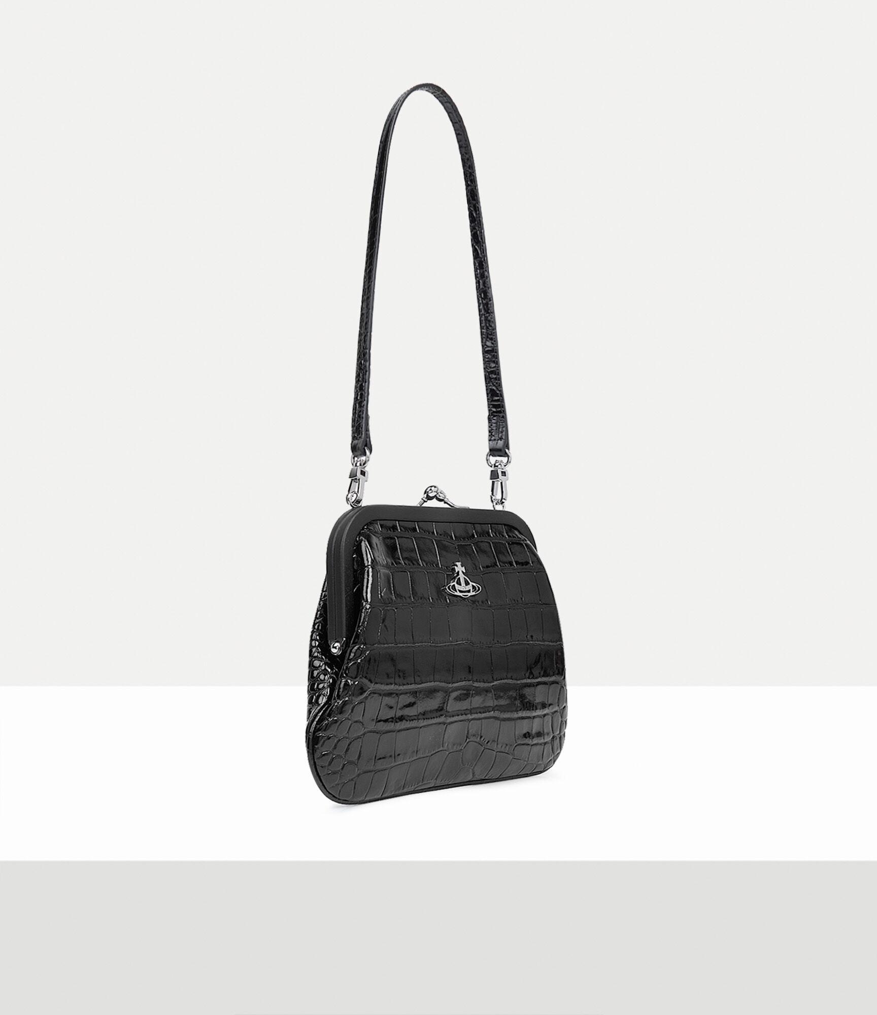 Vivienne's Clutch Product Image