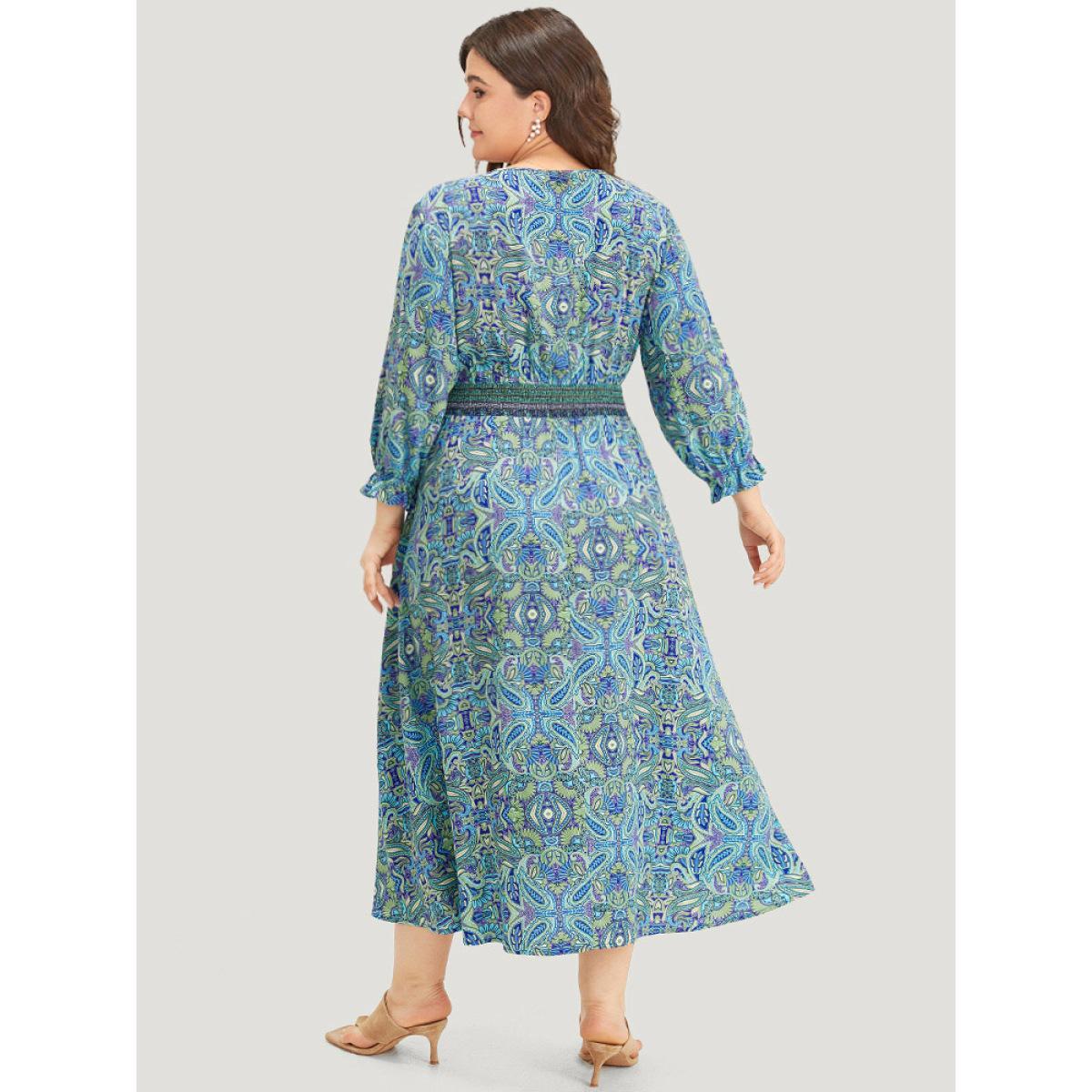 Plus Size Paisley Print Shirred Flutter Trim Dress Blue Women Resort Elastic cuffs V-neck Long Sleeve Curvy Midi Dress BloomChic 10/M Product Image
