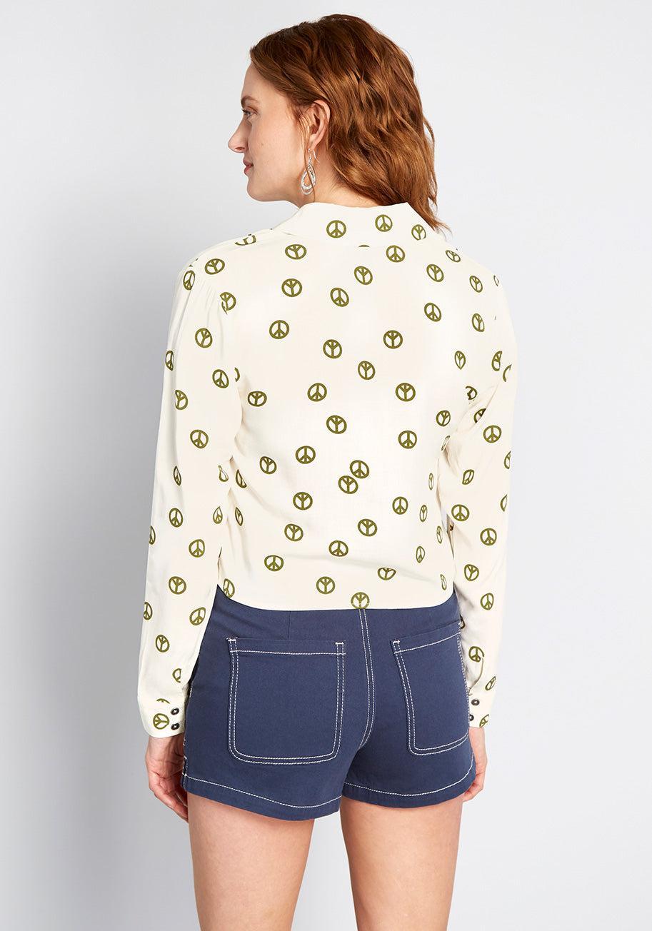 Retro Renewal Cropped Blouse Product Image