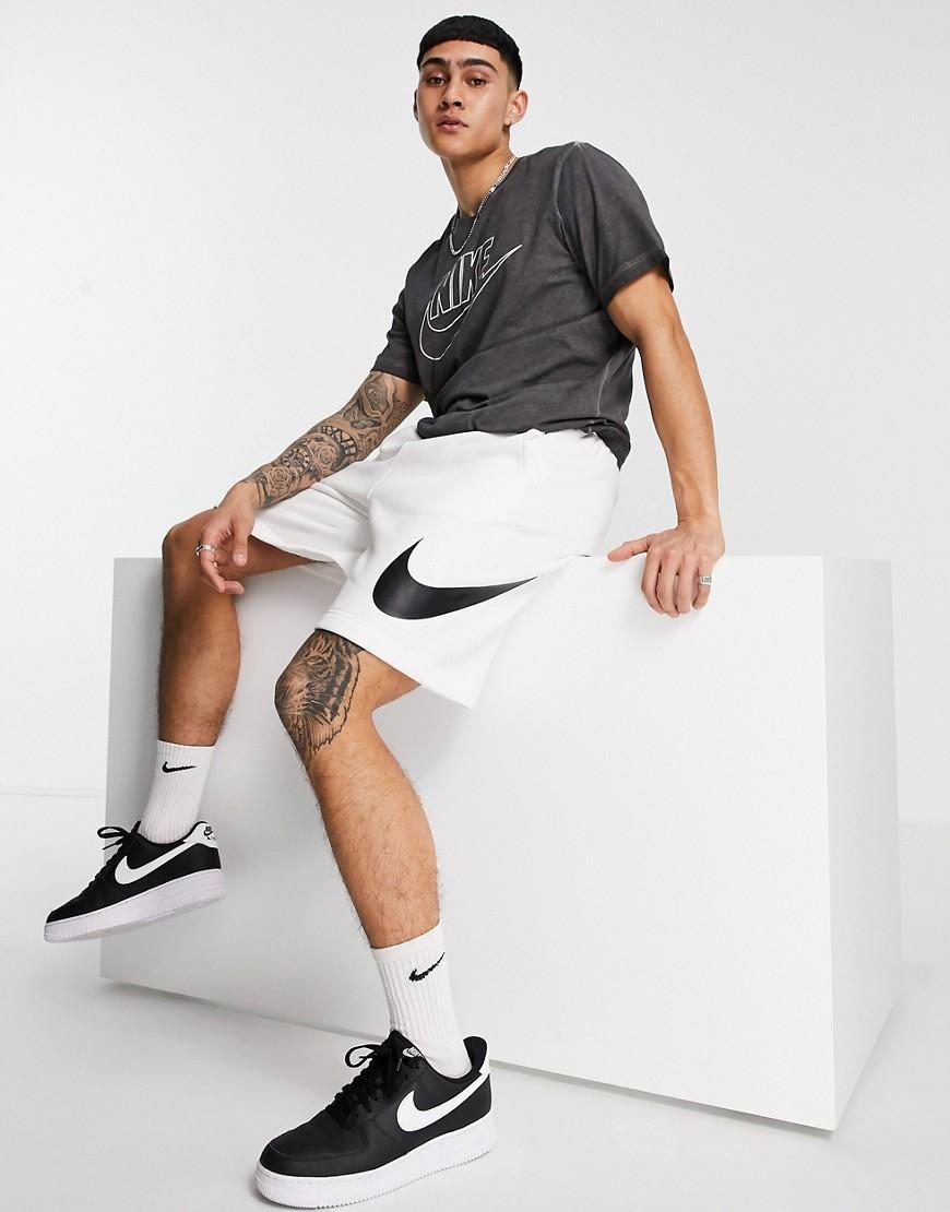 Men's Nike Sportswear Club Graphic Shorts Product Image