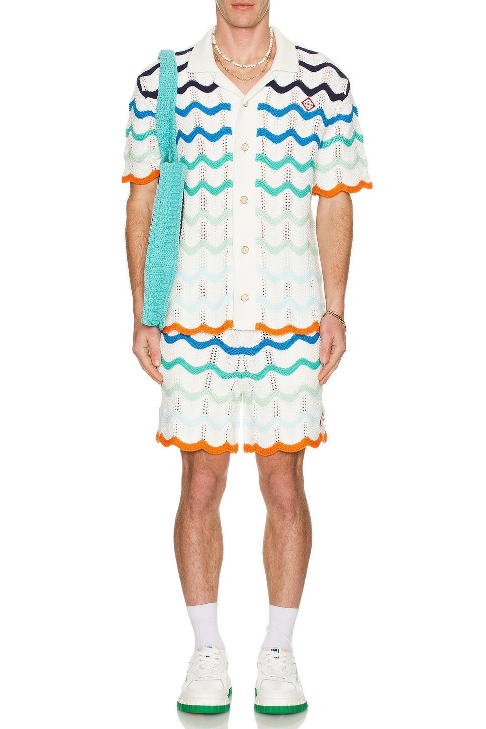 Gradient Wave Texture Shirt Product Image