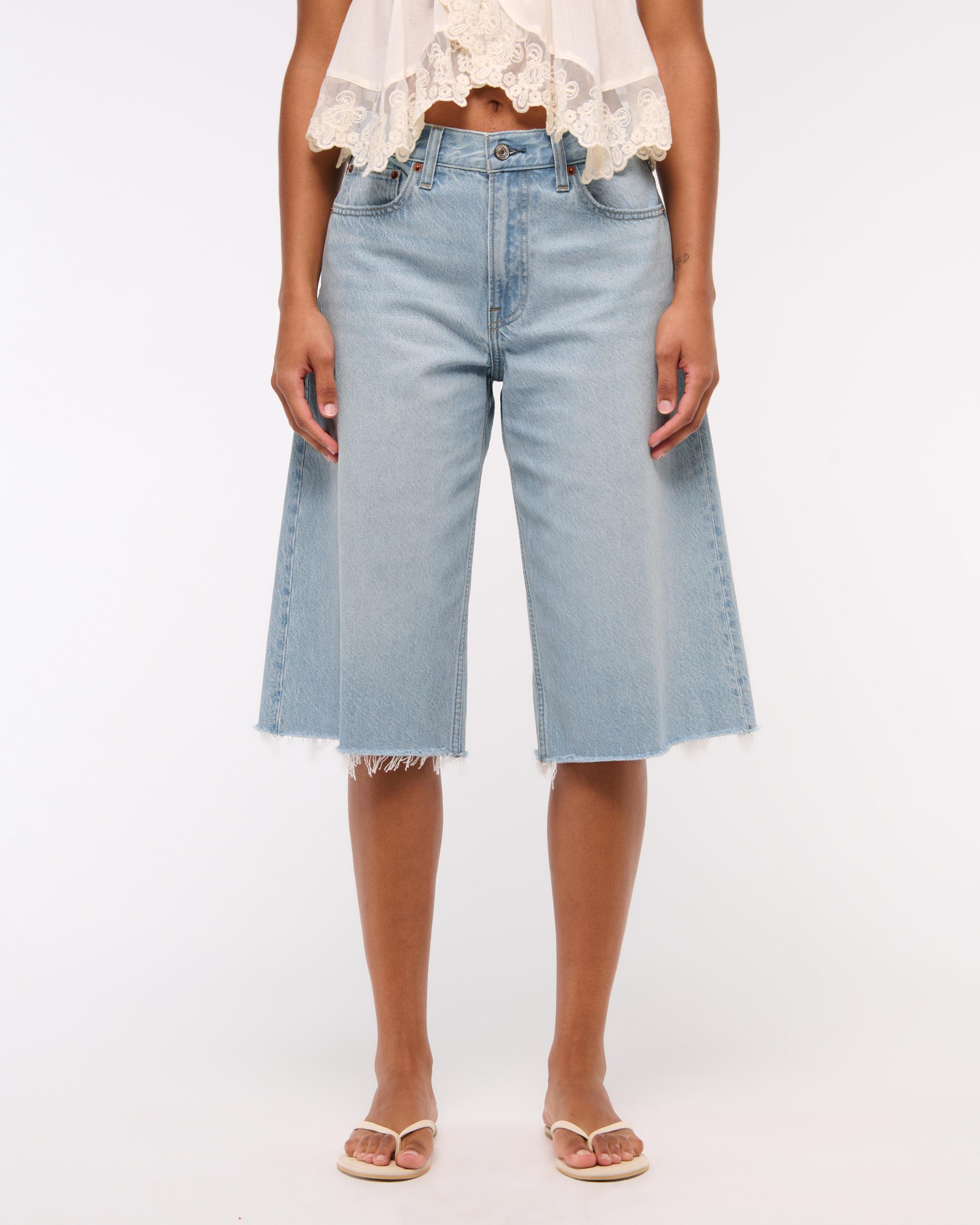 Curve Love Mid Rise Long Jort Product Image