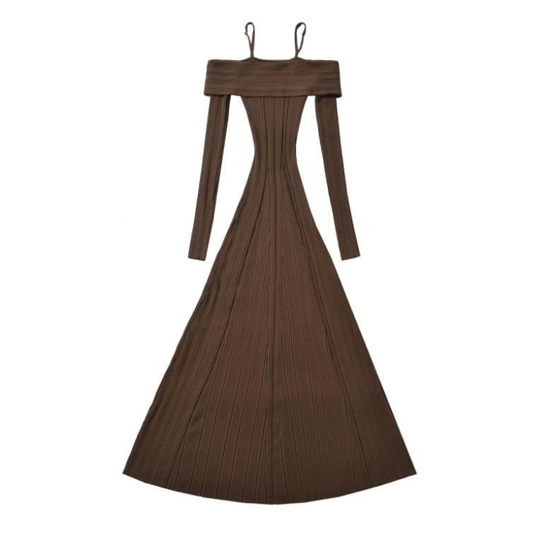 Long-Sleeve Cold Shoulder Plain Maxi A-Line Knit Dress Product Image