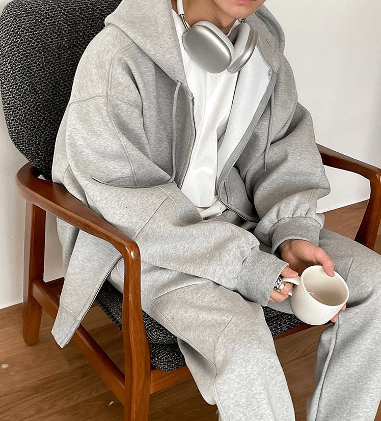 RT No. 4091 GRAY ZIP-UP HOODIE & SWEATPANTS (TOP & BOTTOM) Product Image