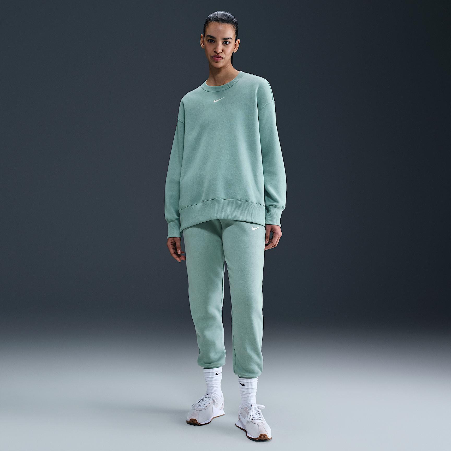 Women's Nike Sportswear Phoenix Fleece Oversized Crew-Neck Sweatshirt Product Image