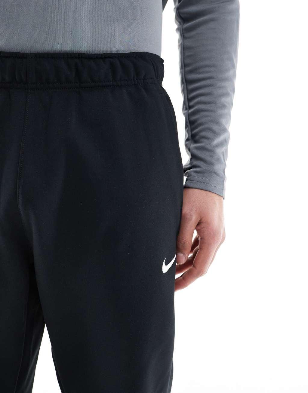 Nike Training Therma-Fit sweatpants in black Product Image