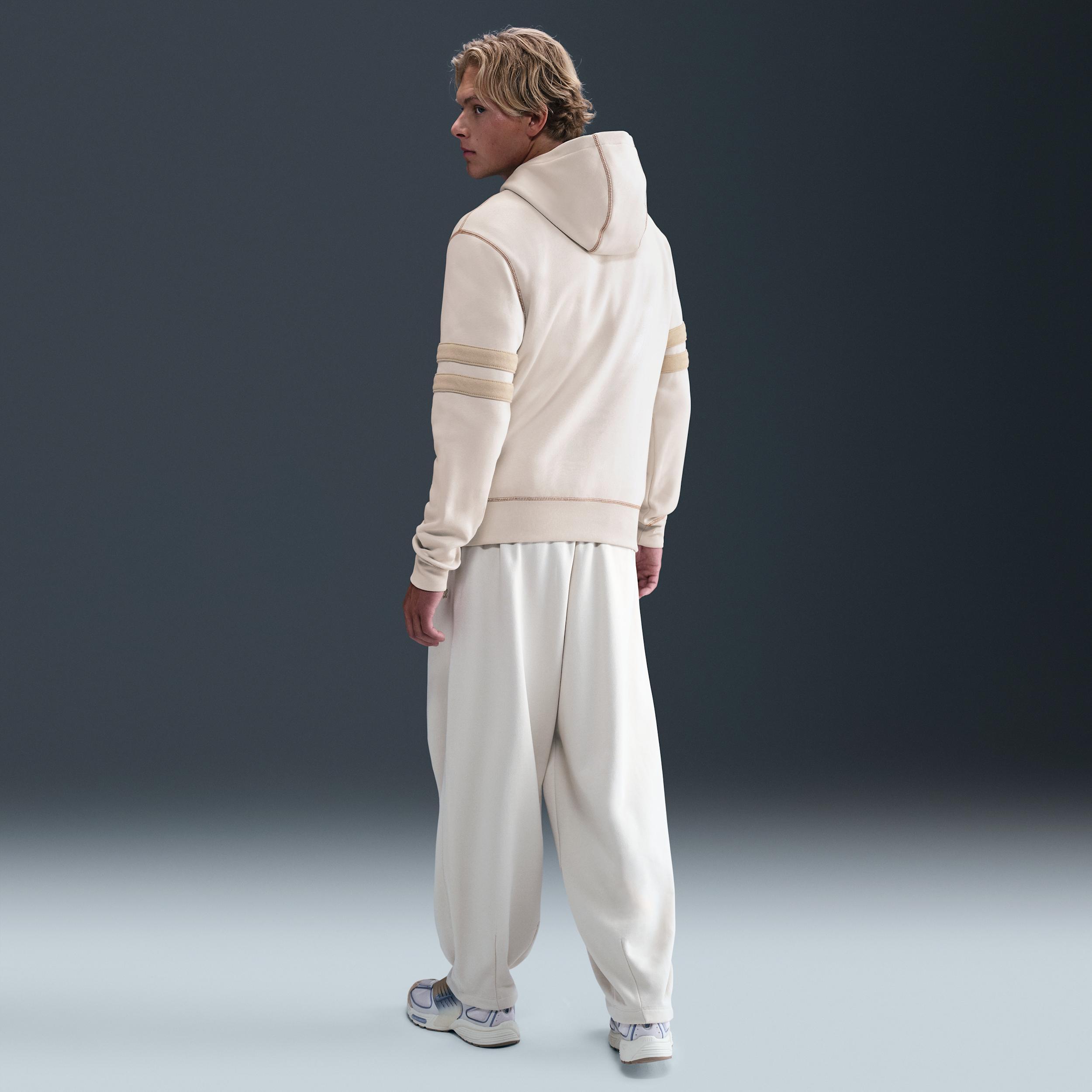 Nike Club Men's Fleece Pullover Hoodie Product Image