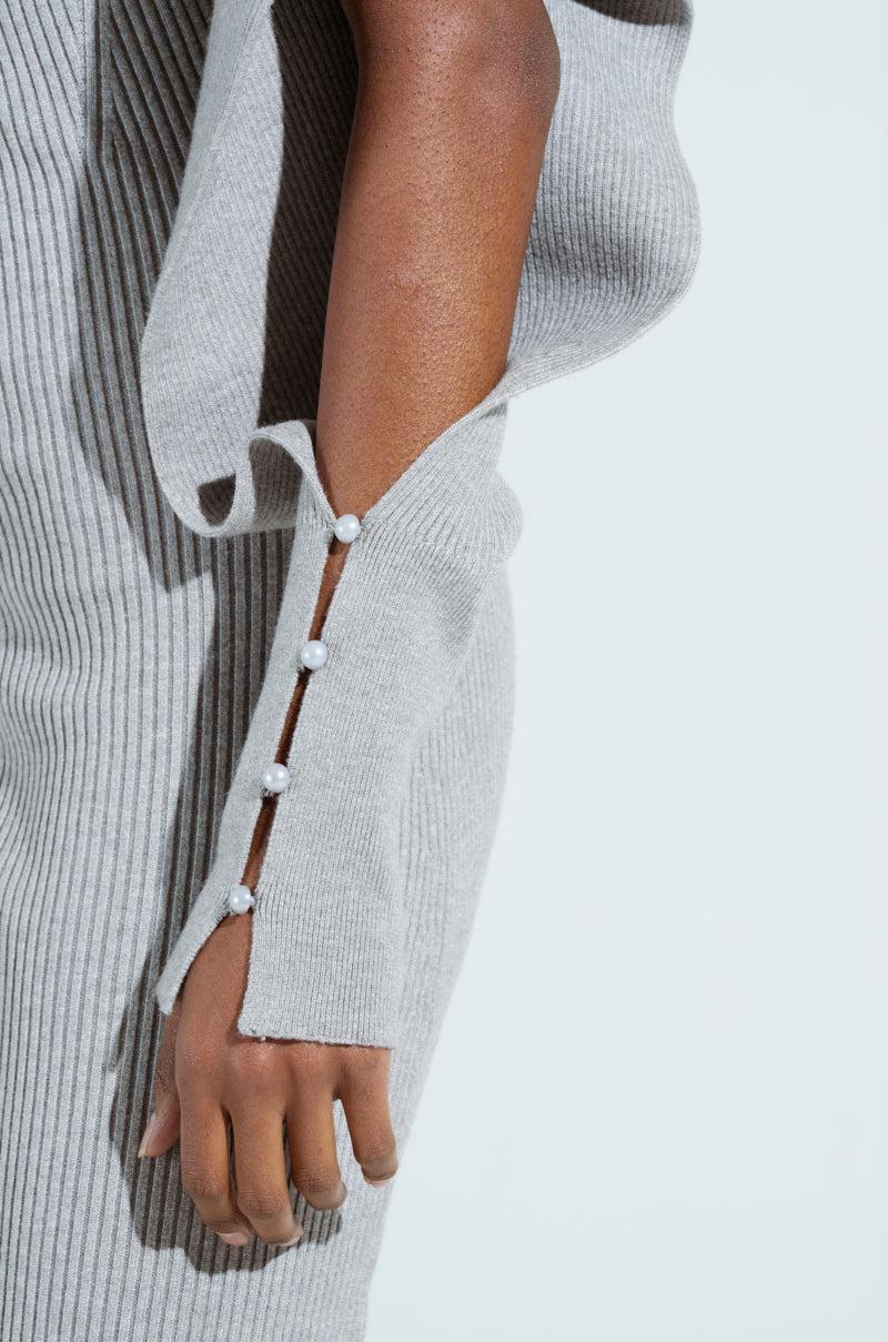 OFF TO BRUNCH KNIT MIDI DRESS IN HEATHER GREY Product Image