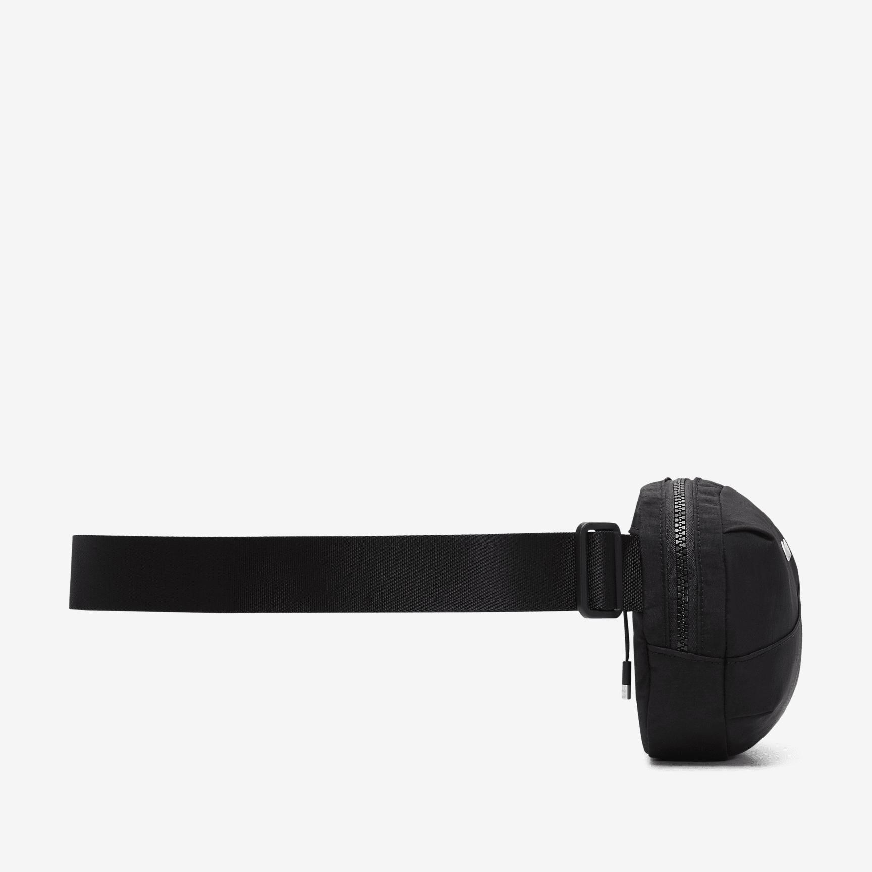 Nike Aura Crossbody Bag (2L) Product Image