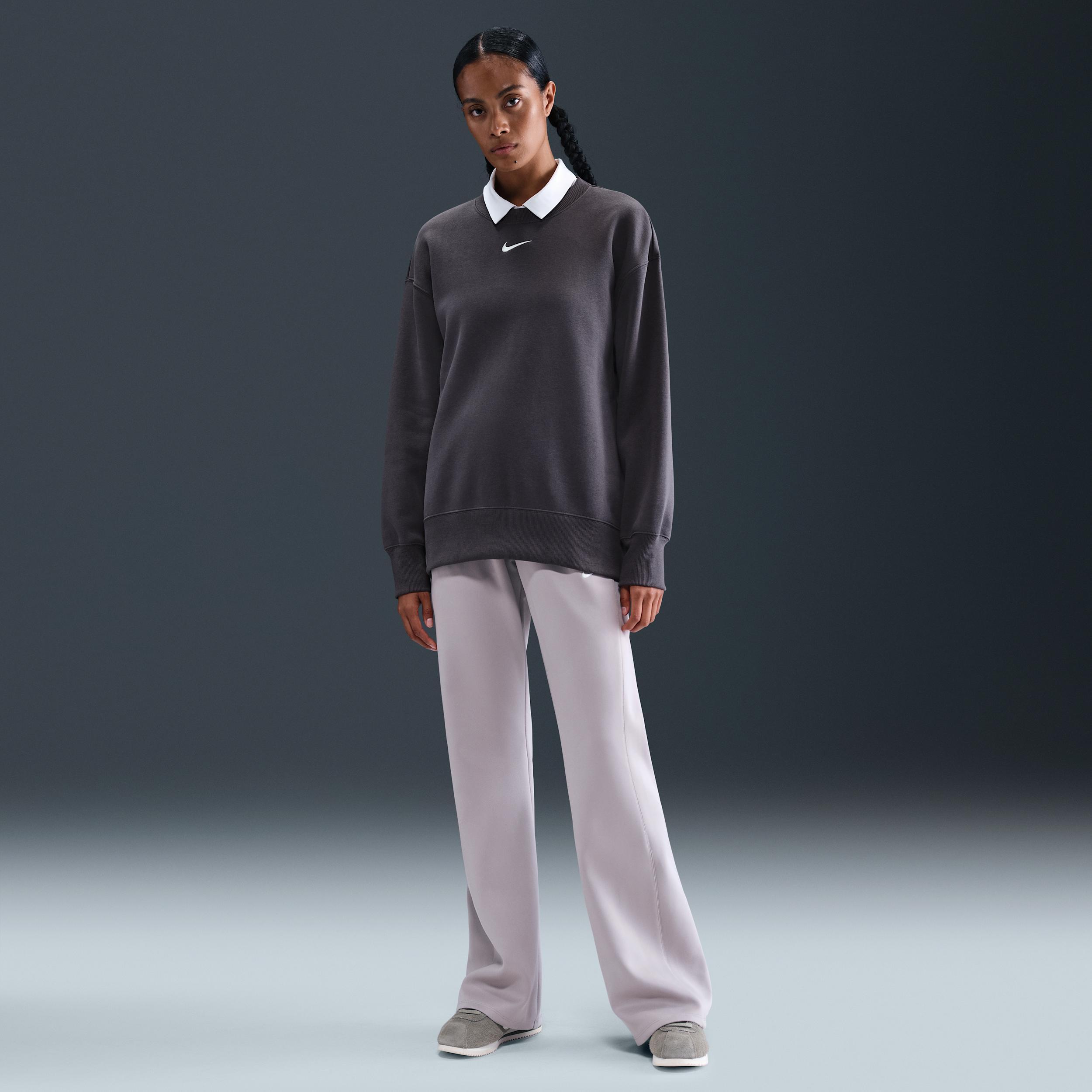 Women's Nike Sportswear Phoenix Fleece Oversized Crew-Neck Sweatshirt Product Image