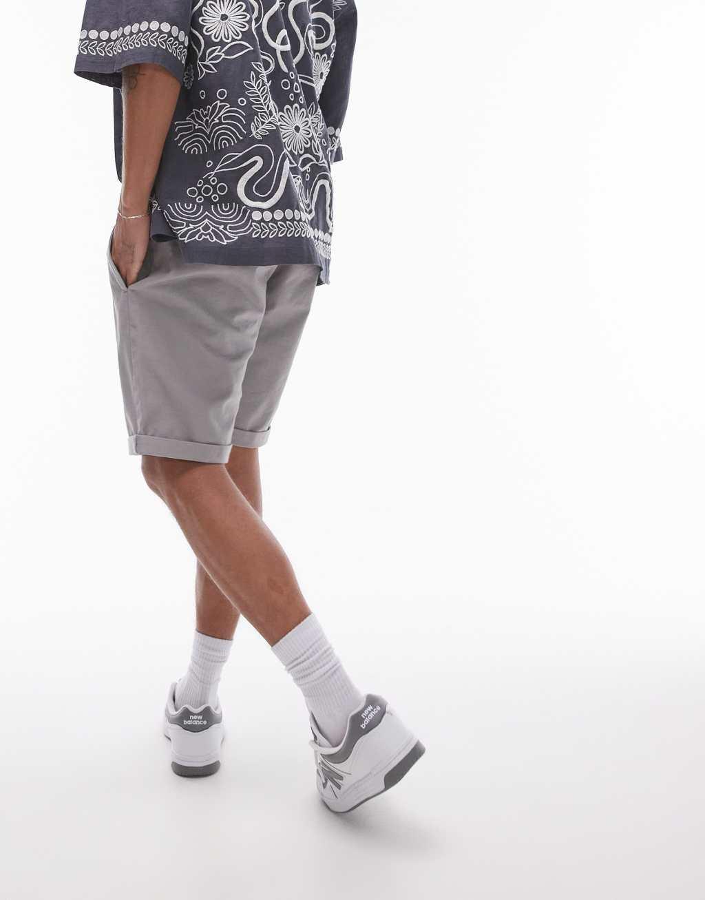 Topman skinny chino shorts in gray Product Image