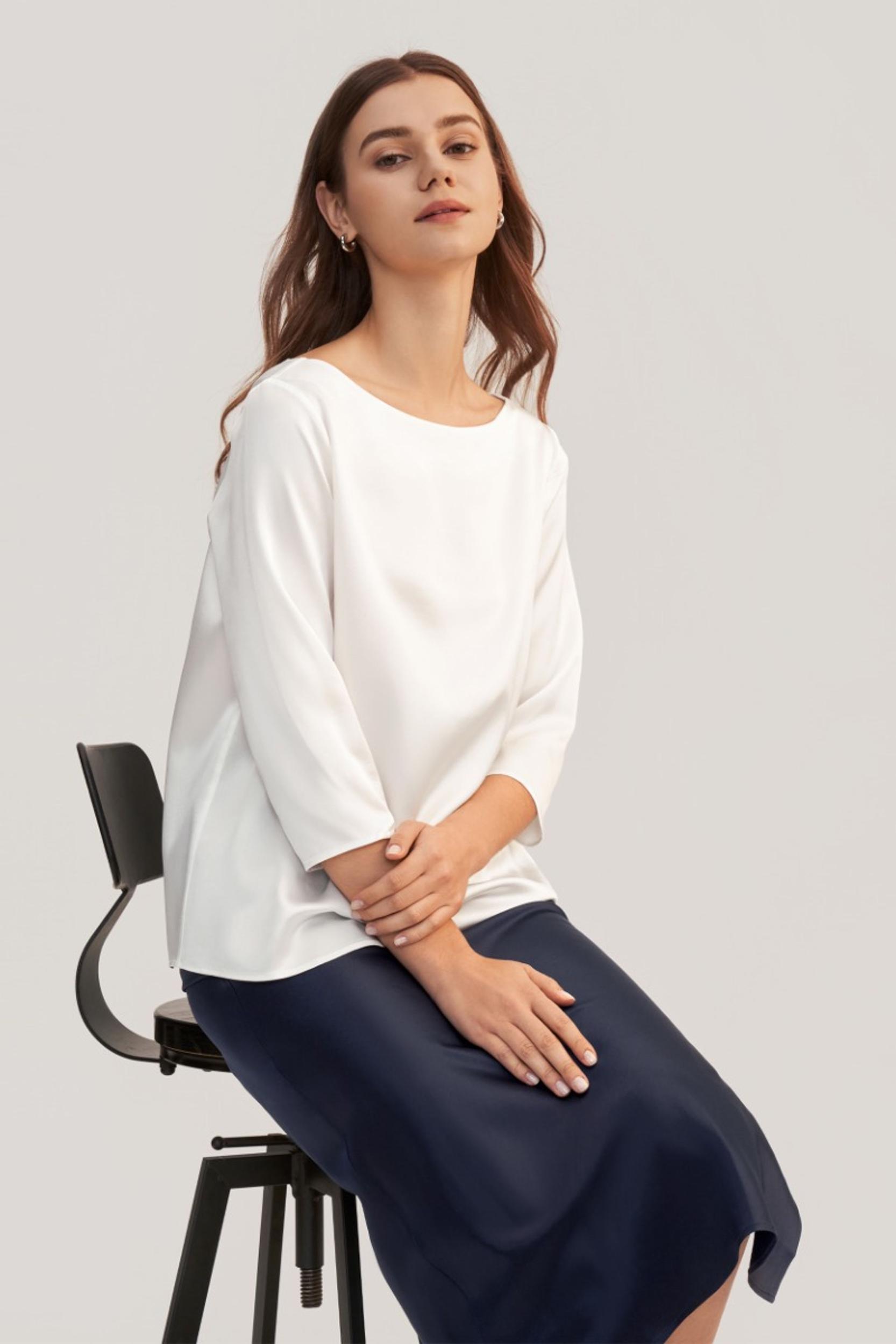 3/4 Sleeve Boat Neck Silk Blouse Product Image
