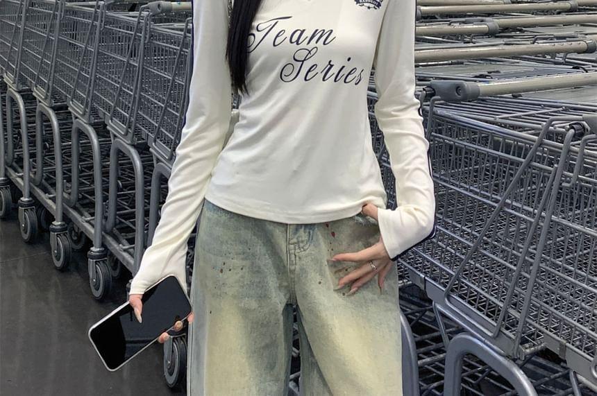 Long-Sleeve V-Neck Lettering Print Contrast Trim Slim Fit T-Shirt Product Image